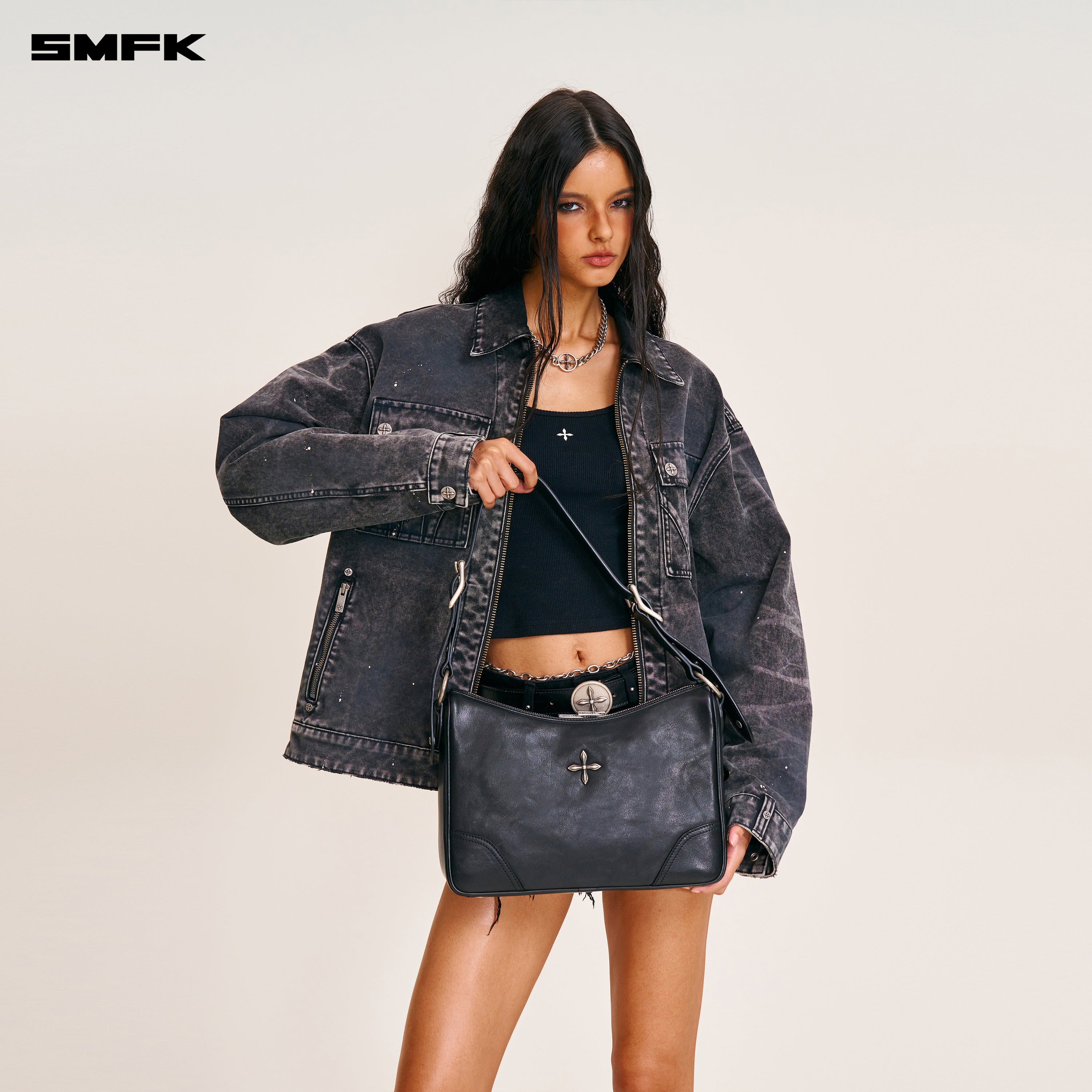 ワイルドオリジン レザーショルダーバッグ/ラージ ウィルダネス ブラック