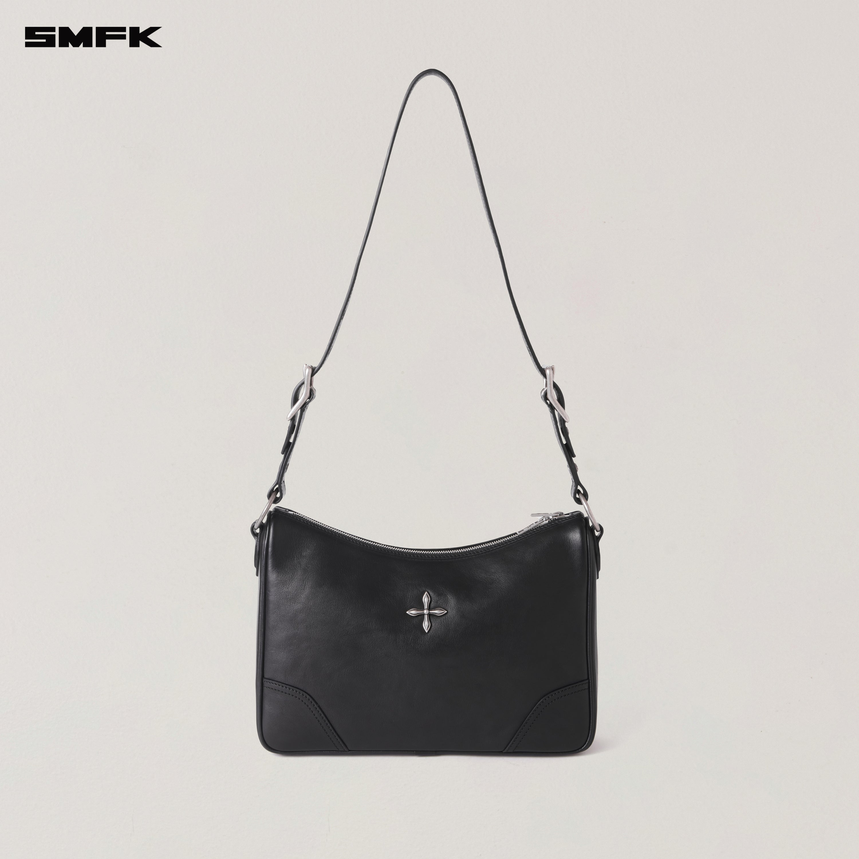 ワイルドオリジン レザーショルダーバッグ/ラージ ウィルダネス ブラック