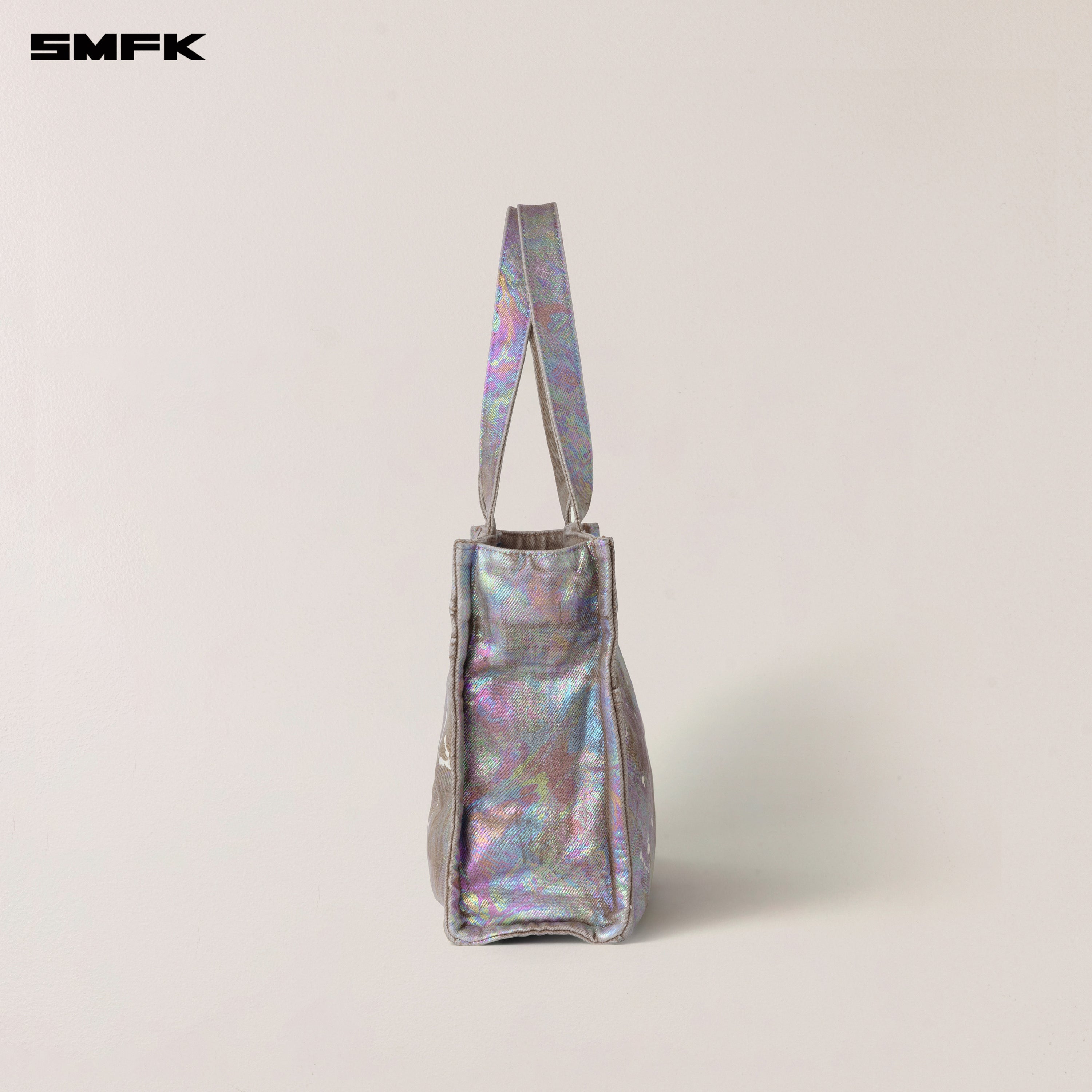 RAGE WILD FANTASY BRICK DENIM  TOTE MEDIUM FANTASY LAND