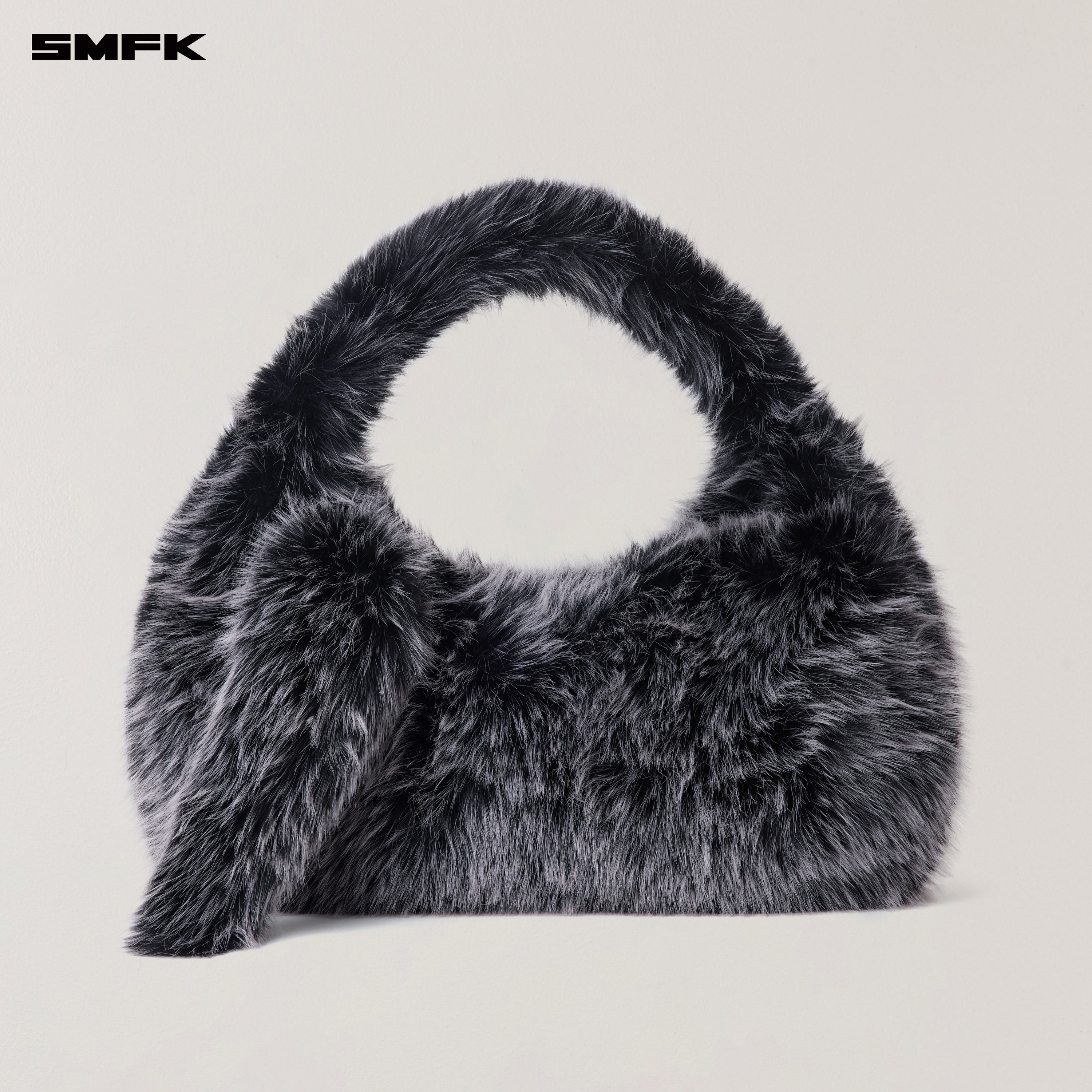 COMPASS COBBLE FURRY BAG/LARGE SILVER FOX