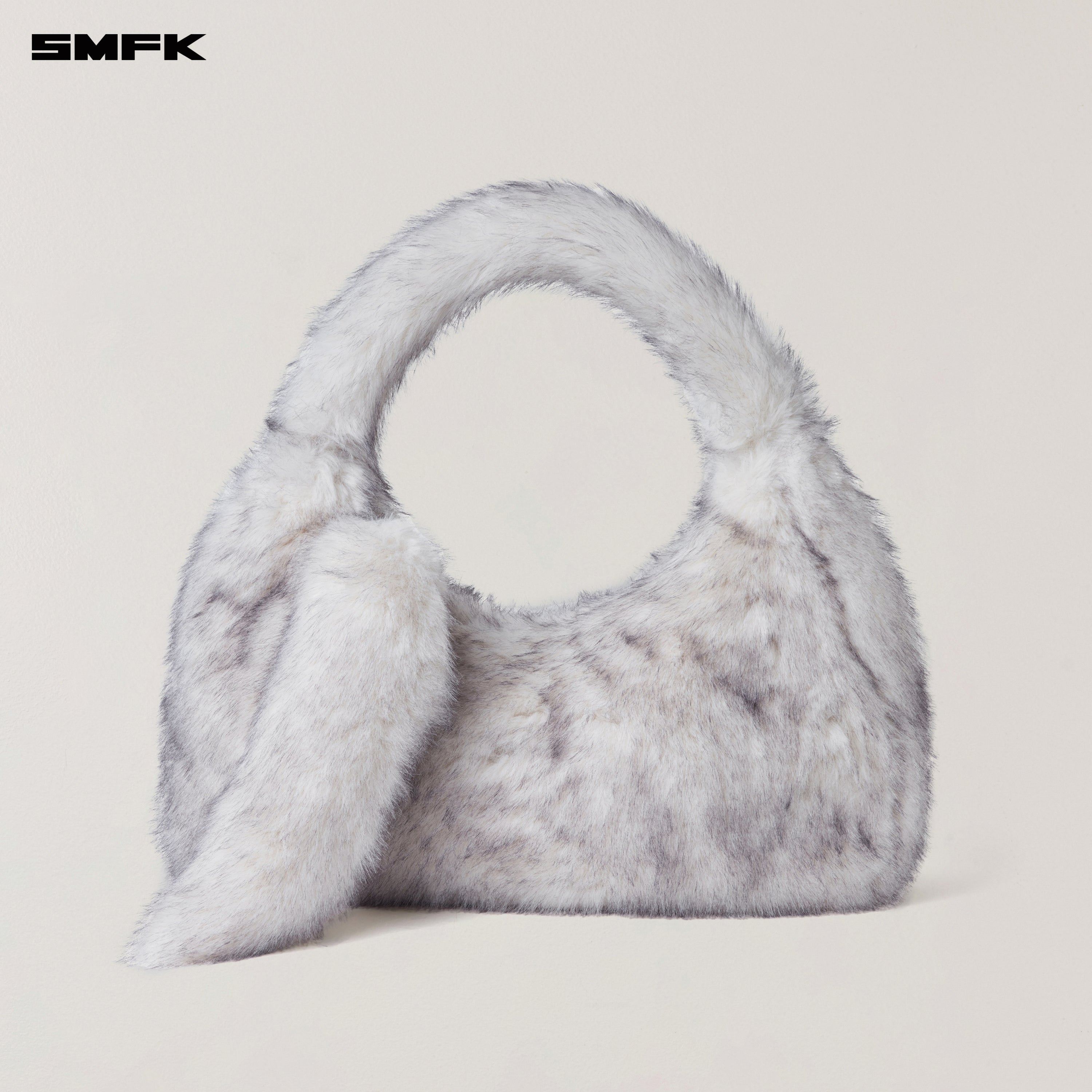 COMPASS COBBLE FURRY BAG/LARGE ARCTIC FOX WHITE