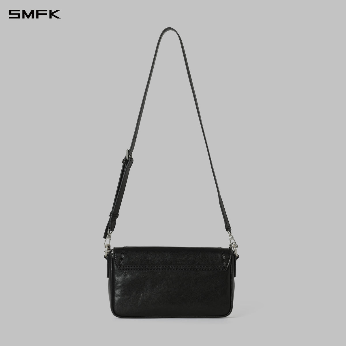 CORE CLASSIC  LEATHER FLAP SHOULDER CHAIN BAG/MEDUIM WILD BLACK