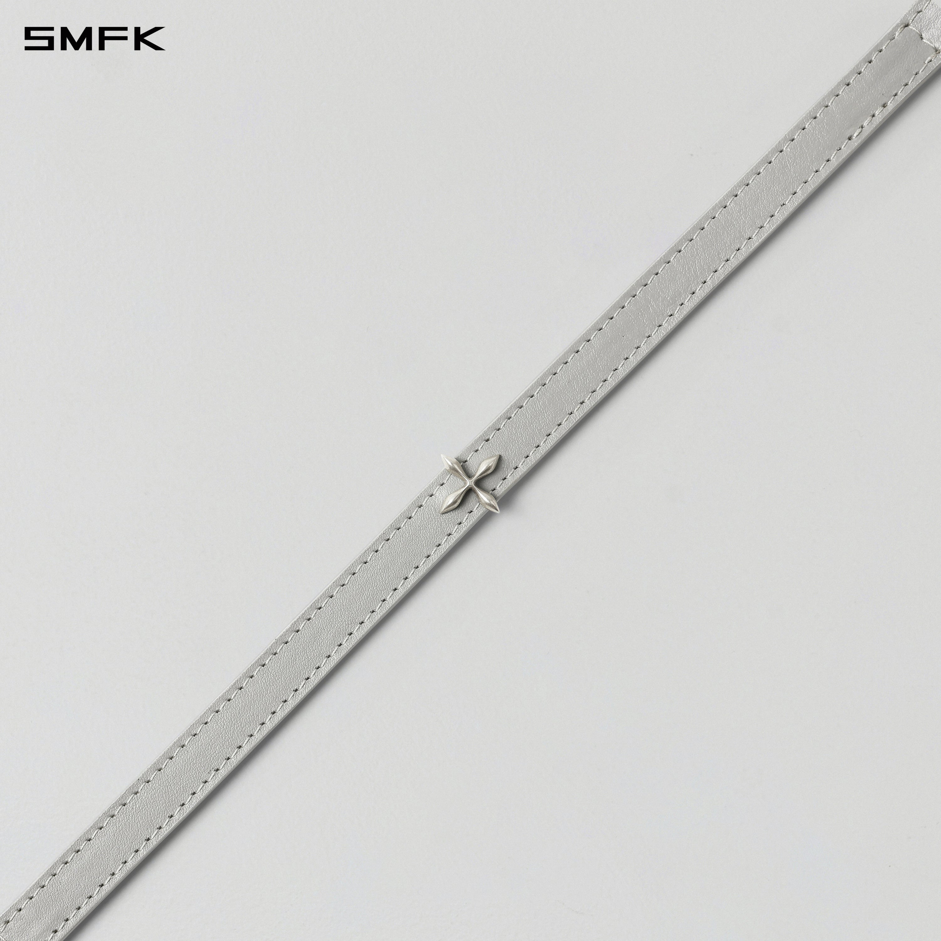 MIRAGE MIRROR LEATHER CHOKER MIST GREY