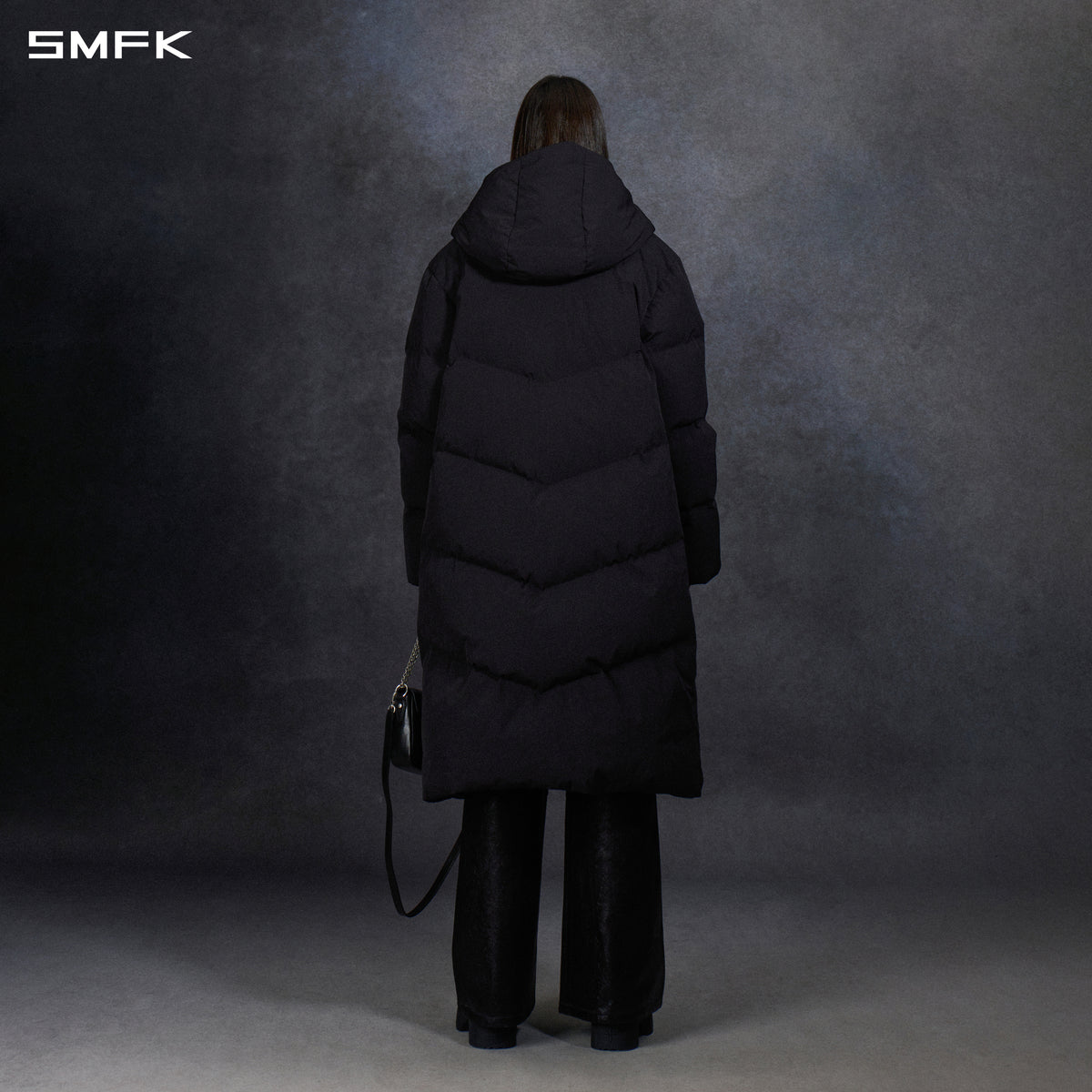 MIRAGE PSYCHIC LOOSE DOWN COAT/  WHITE DUCK DOWN/U WILD BLACK