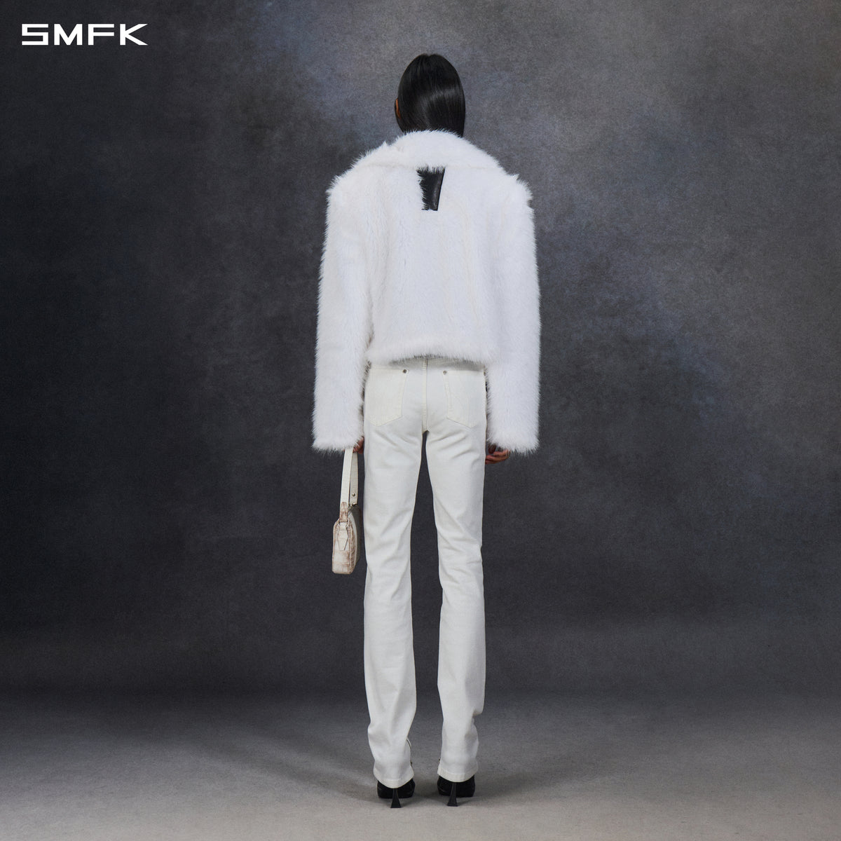PERMANENT MUSE FAUX FUR SHORT JACKET/POLYESTER/W CLOUD WHITE