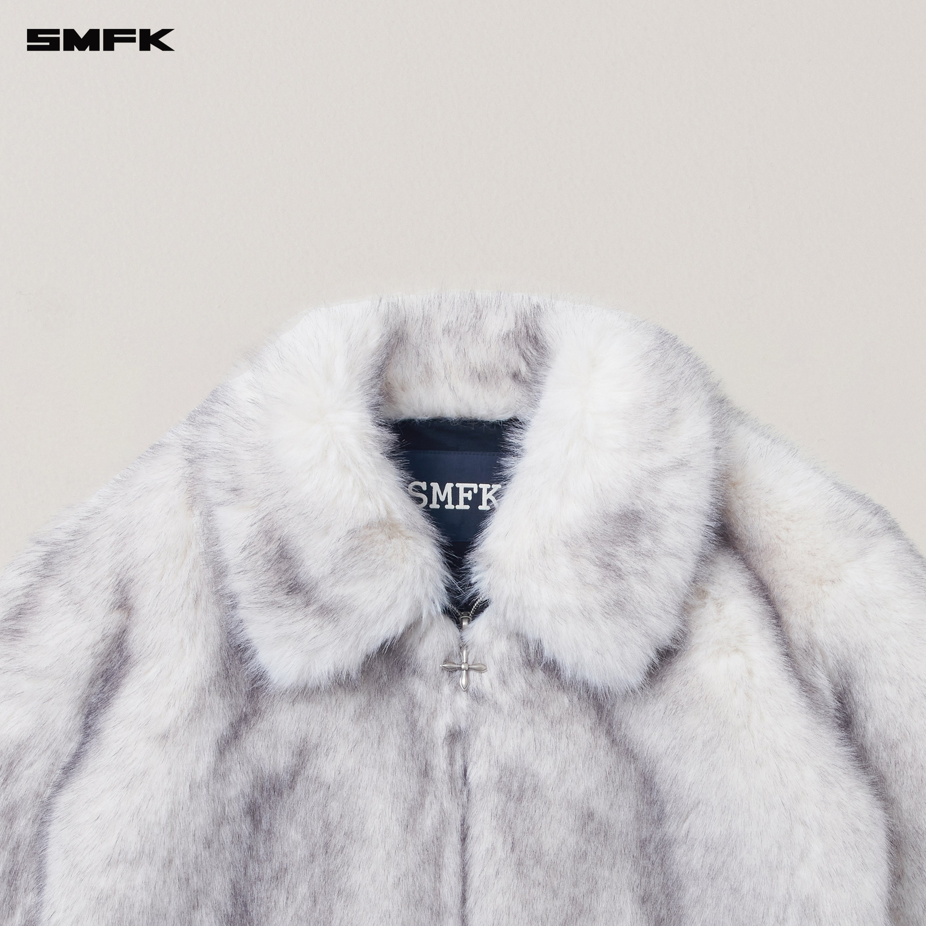 クロススタチュー ウィルダネス レーシングジャケット アークティックフォックス ホワイト