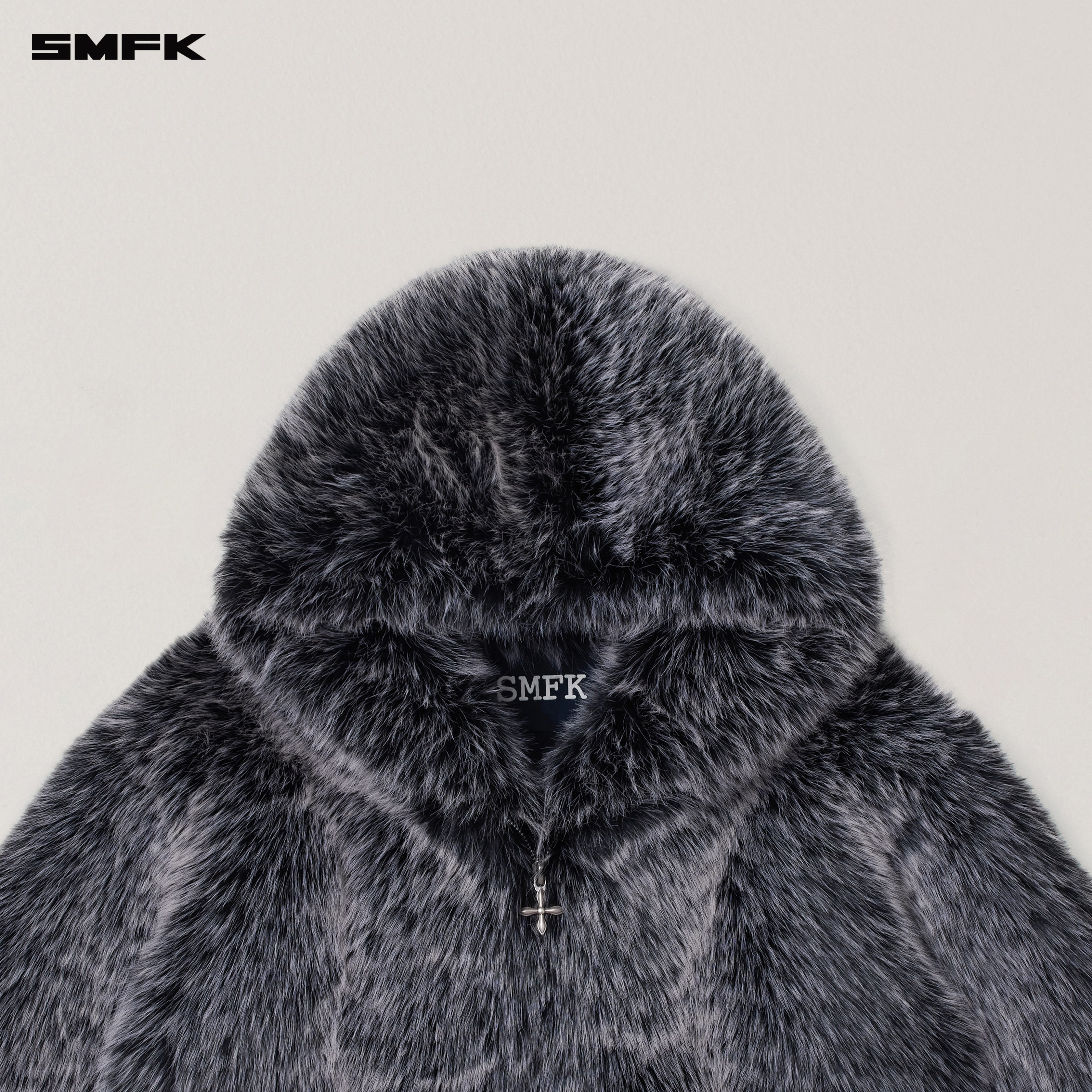 COMPASS MODE WASTELAND FURRY LOOSE HOODIE SILVER FOX – SMFK Official
