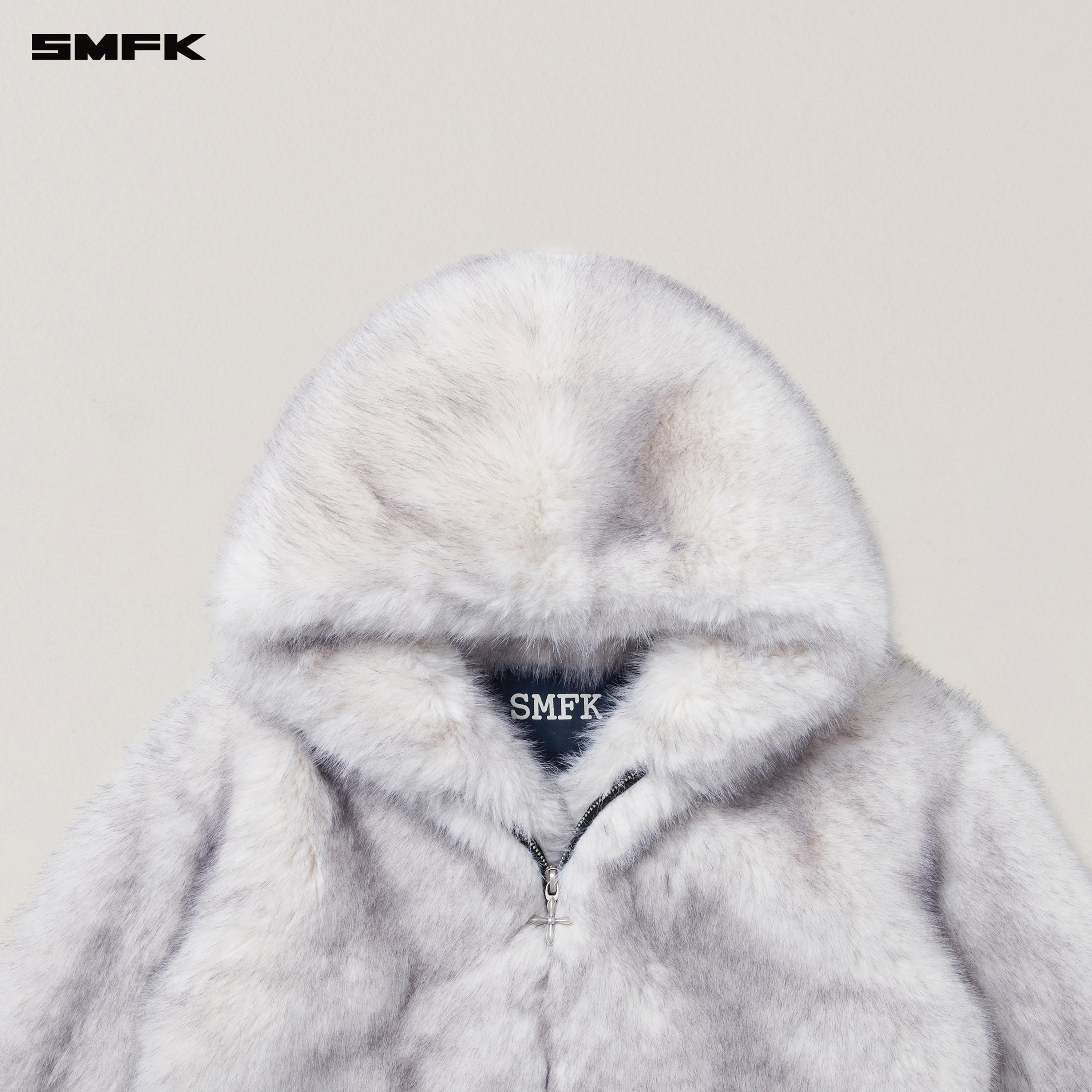 クロススタチュー ウェイストランド ワイドボディ パーカー アークティックフォックス ホワイト