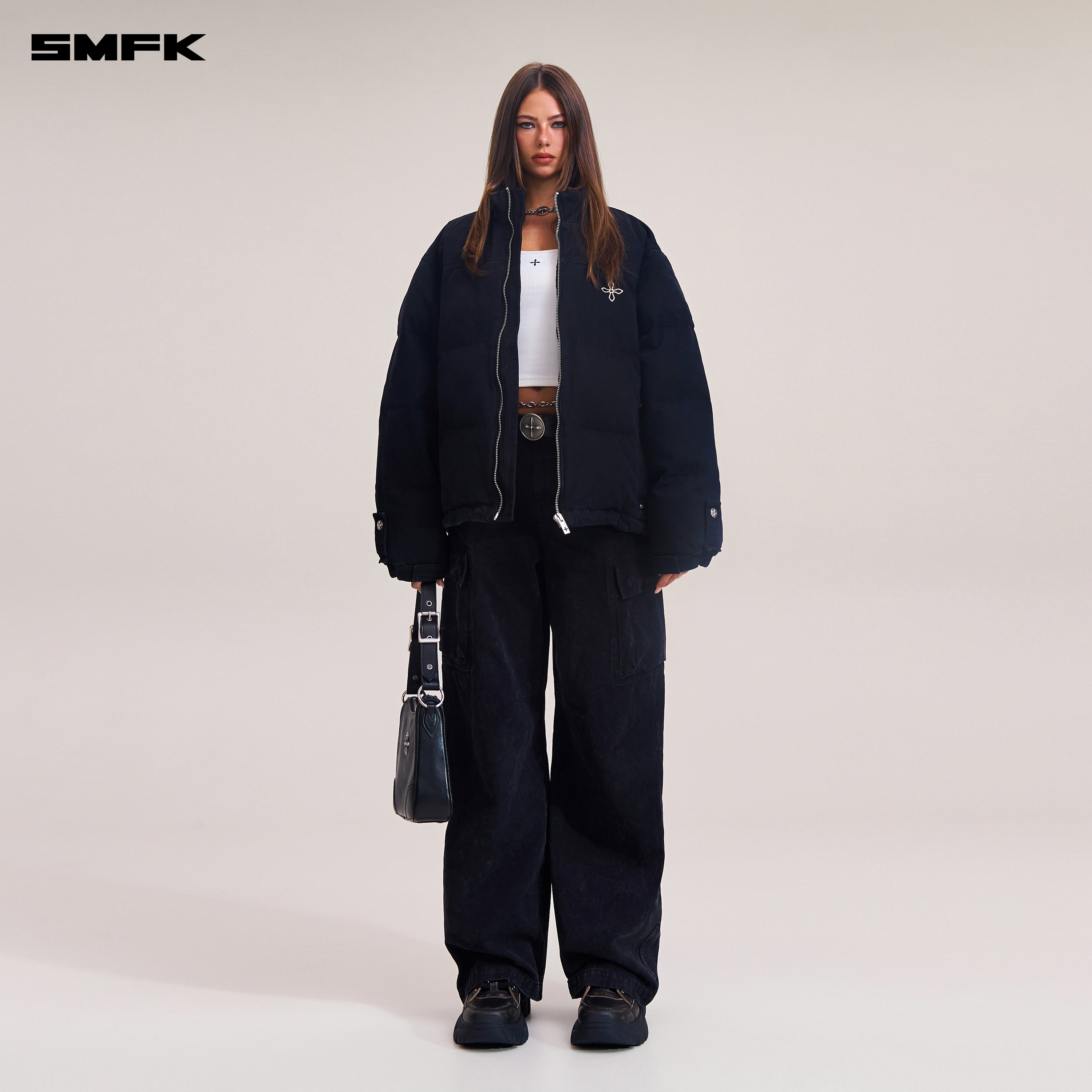 十字架の彫像 荒野の狩猟 コットン 荒野の黒