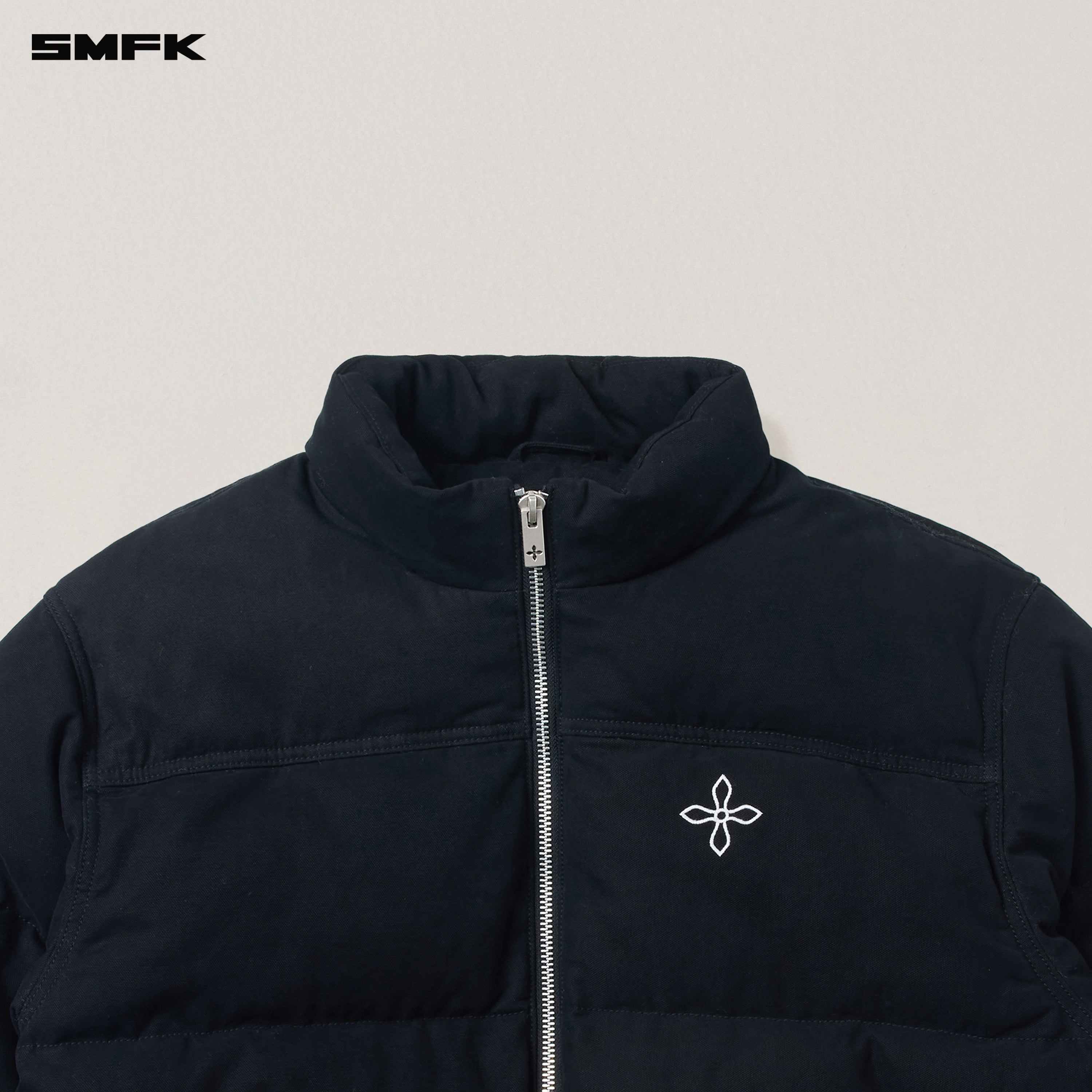 十字架の彫像 荒野の狩猟 コットン 荒野の黒