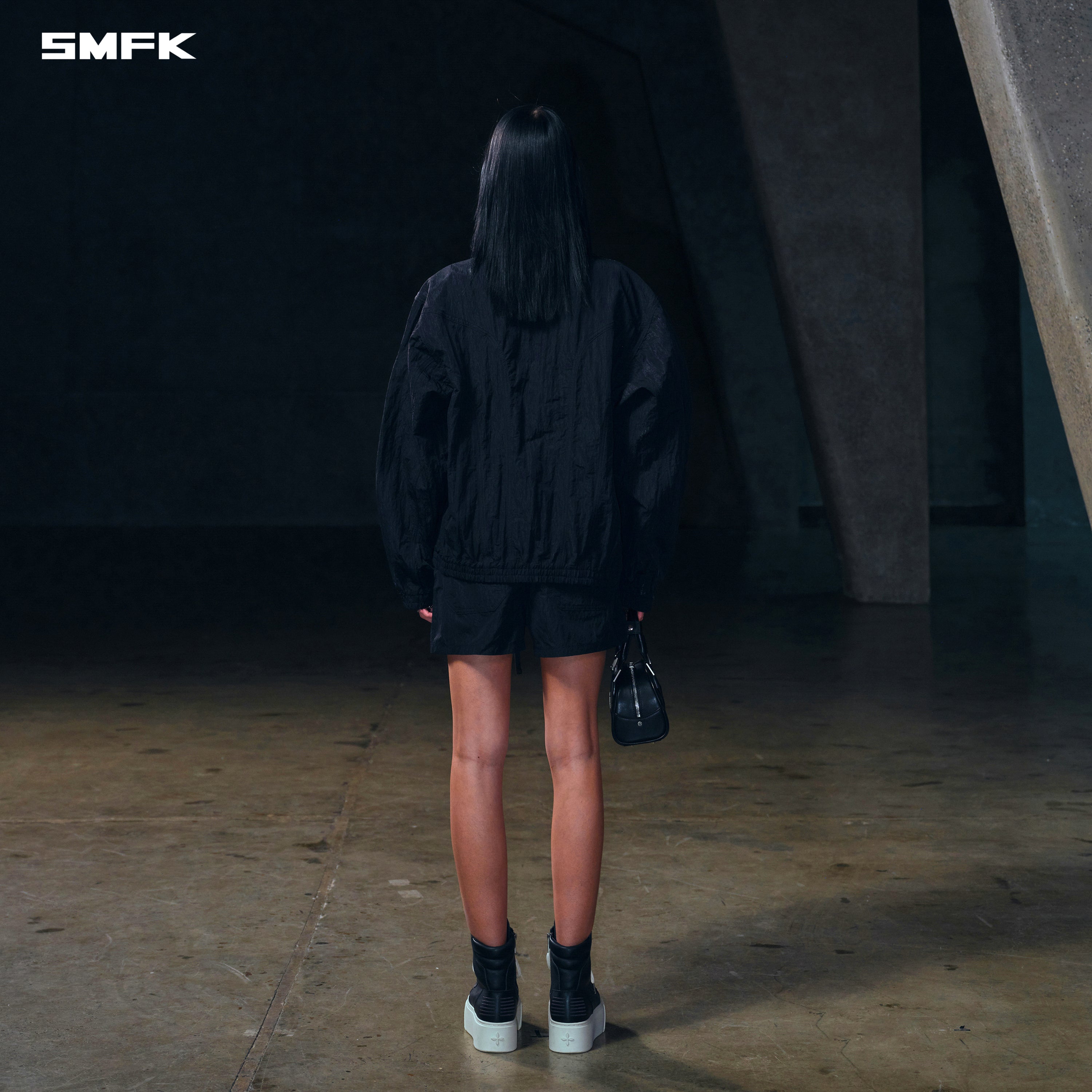 MIRAGE LOOSE HIKE JACKET/NYLON WP LIGHTNING BLACK