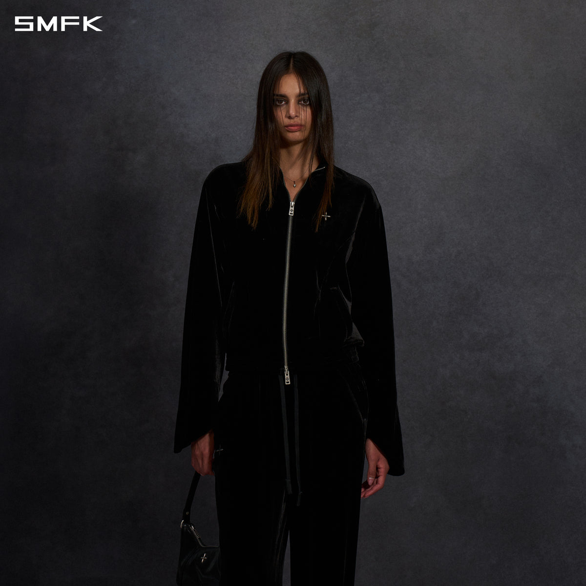 MYTH AEOLUS SYMMETRY VELVET TRAINING JACKET /SILK VELVET/U BLACK VELVET