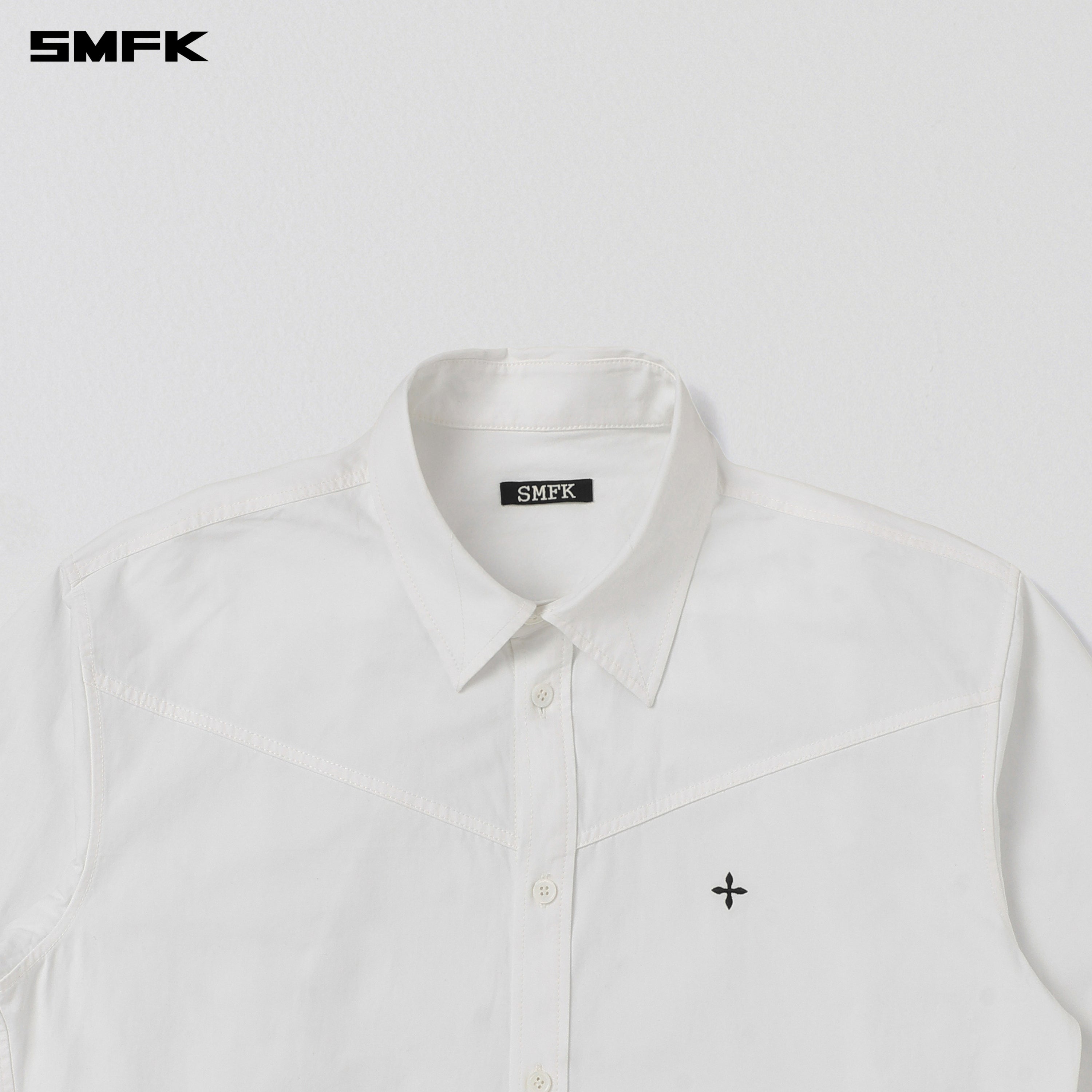 COMPASS BADGE CARGO SHIRT/COTTON CLOUD WHITE