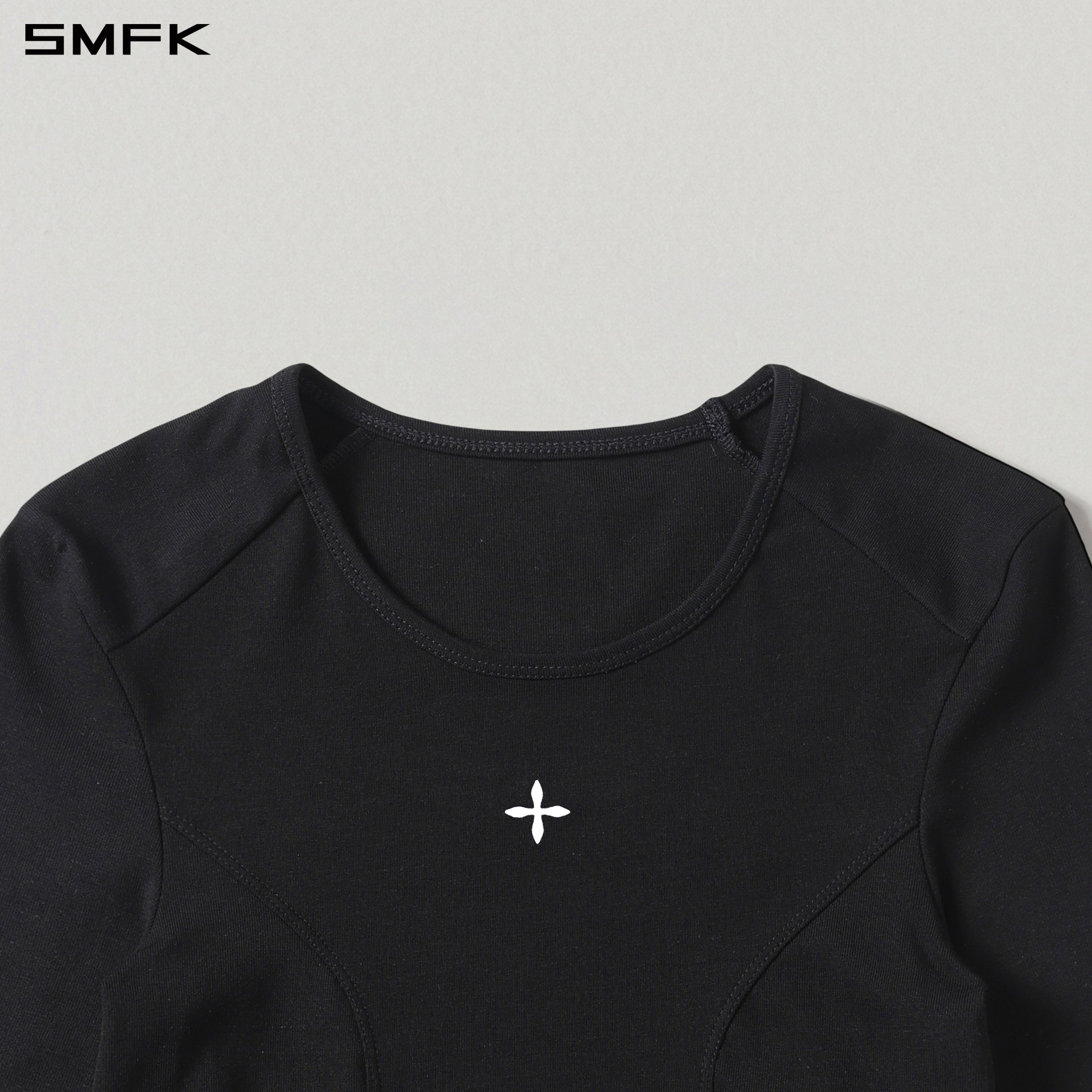 MYTH SEER SLIM SPORTS PULLOVER/ACETATE+VISCOSE+ACRYLIC+SPANDEX+WOOL WILD BLACK