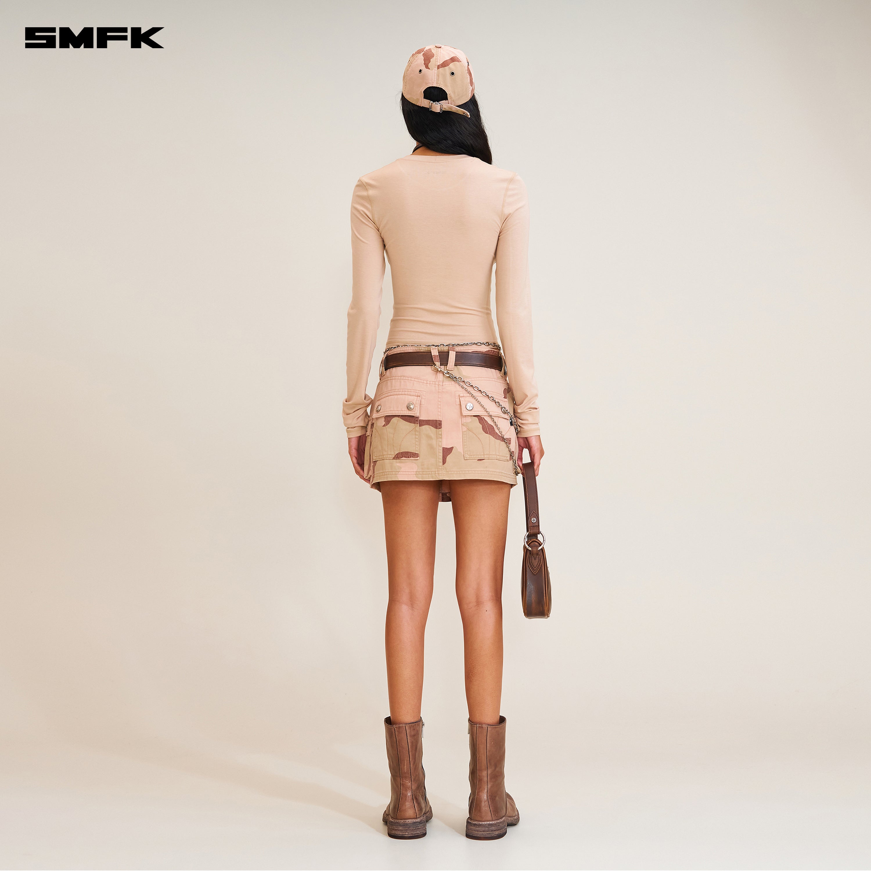 COMPASS ORIGINAL BADGE Slim-fit SPORTS PULLOVER SAND