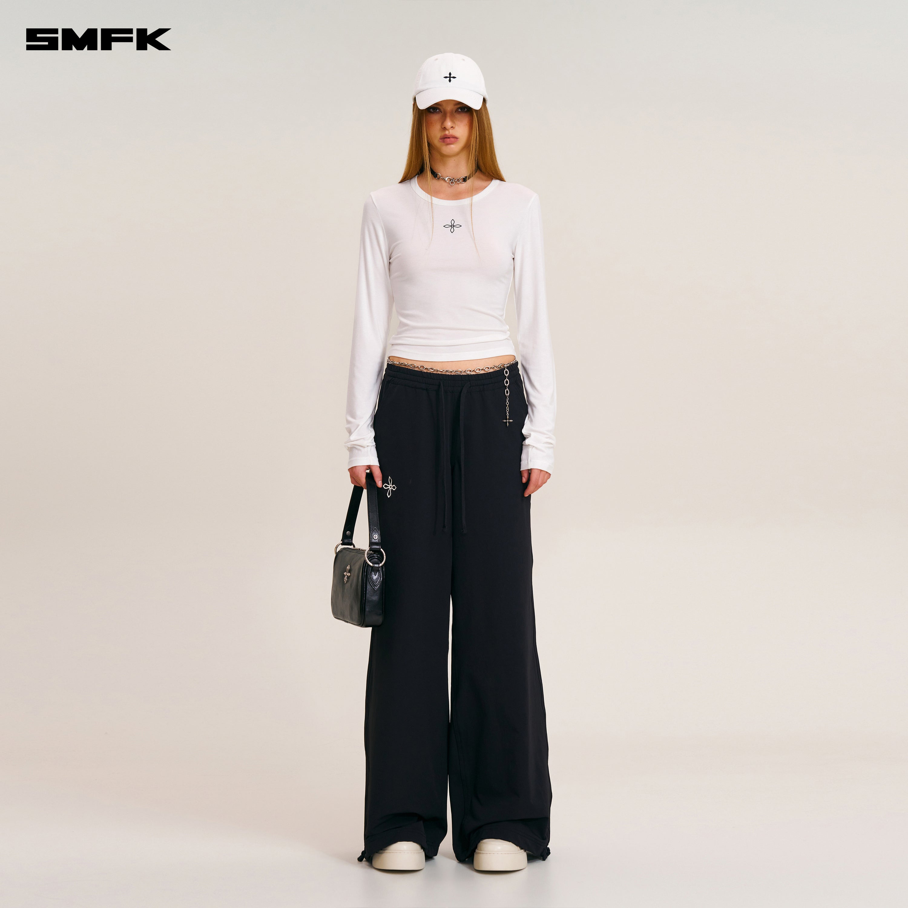 크로스 실 아세테이트 슬림핏 탑 스노우 마운틴 화이트