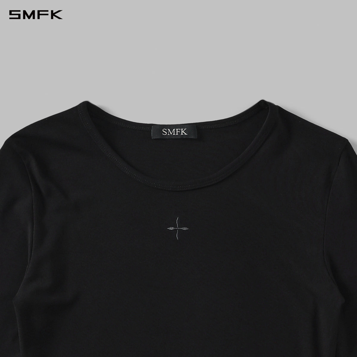 PERMANENT MUSE SLIM PULLOVER/ACETATE WILD BLACK