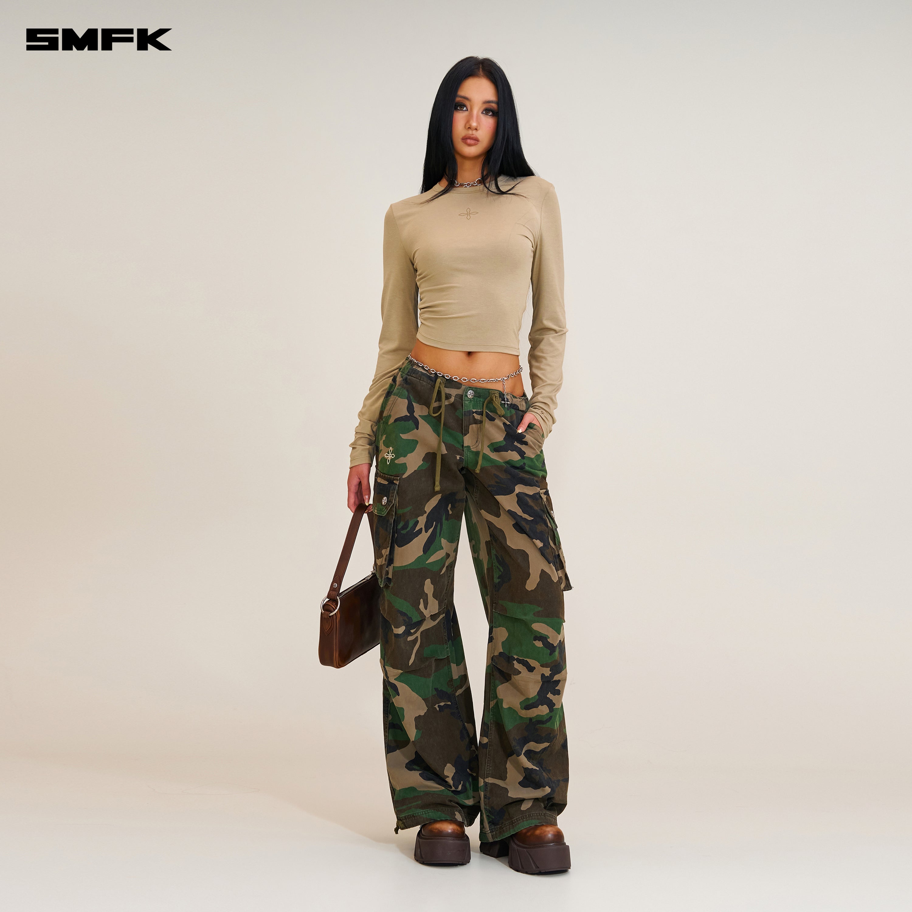 COMPASS STAMP Slim-fit SPORTS PULLOVER SHADOW GREEN