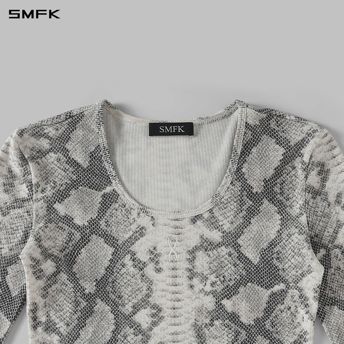 MYTH AEOLUS EVENING PULLOVER/COTTON + REGENERATED CELLULOSE FIBER + SPANDEX/W MIRAGE WHITE SNAKE