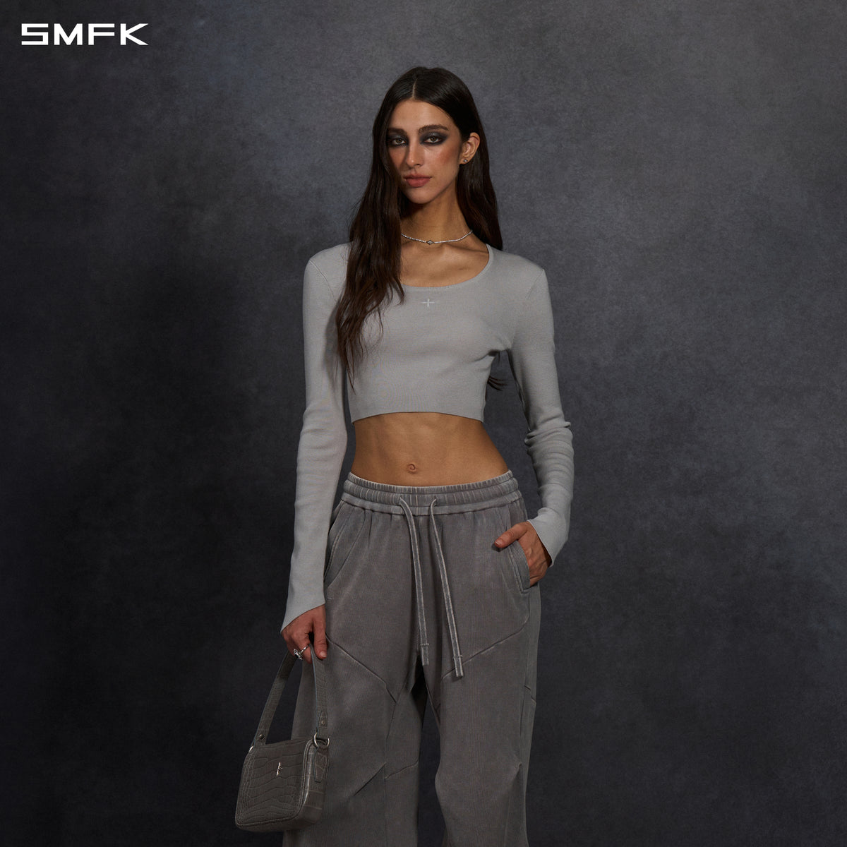 MYTH SIREN EVENING SHORT KNIT PULLOVER/TENCEL+SILK GLACIER GREY
