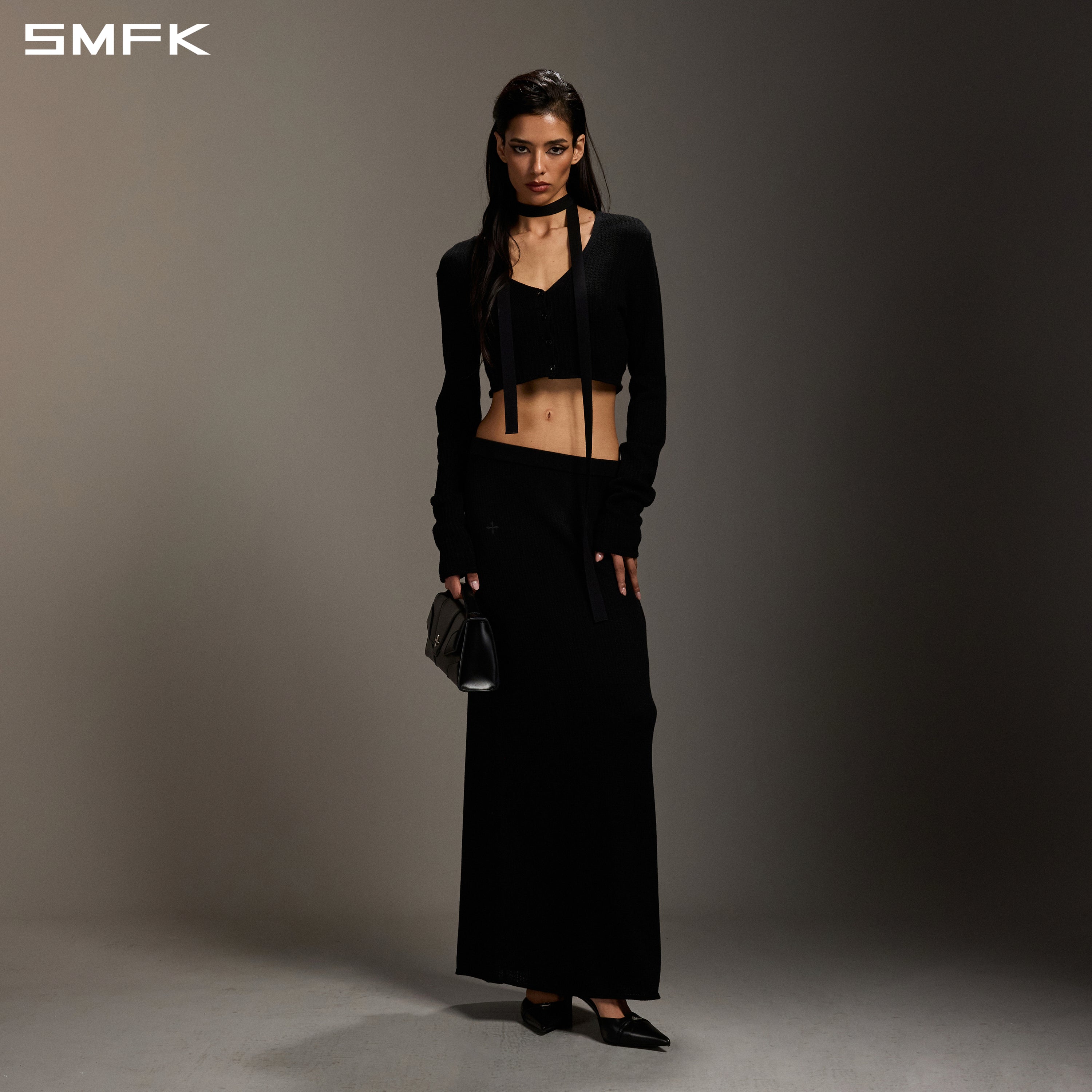 MYTH SIREN SHORT KNIT CARDIGAN/TENCEL+SILK WILD BLACK