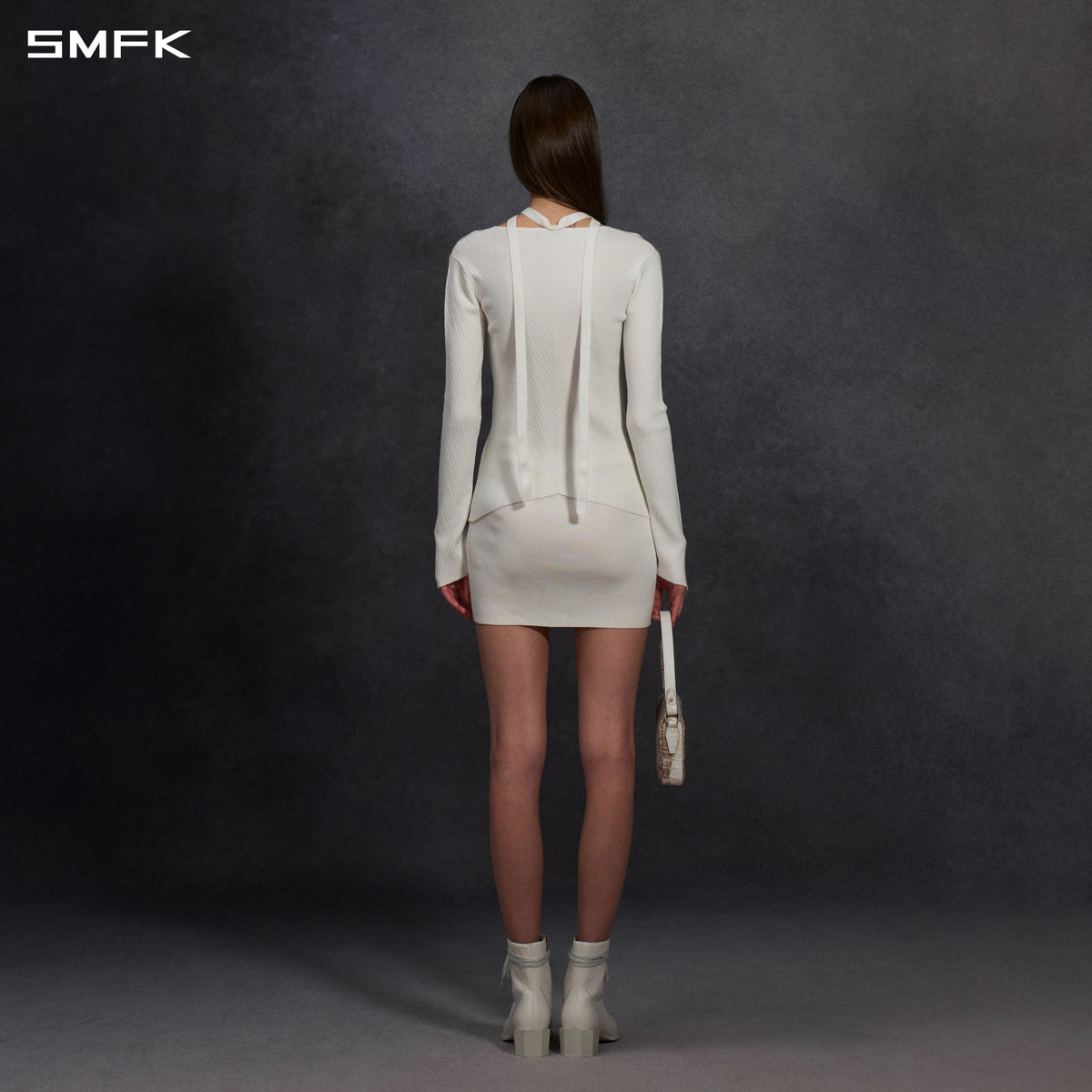 MYTH AEOLUS SYMMETRY EVENING KNIT PULLOVER/LENZING TENCEL+SILK CLOUD WHITE