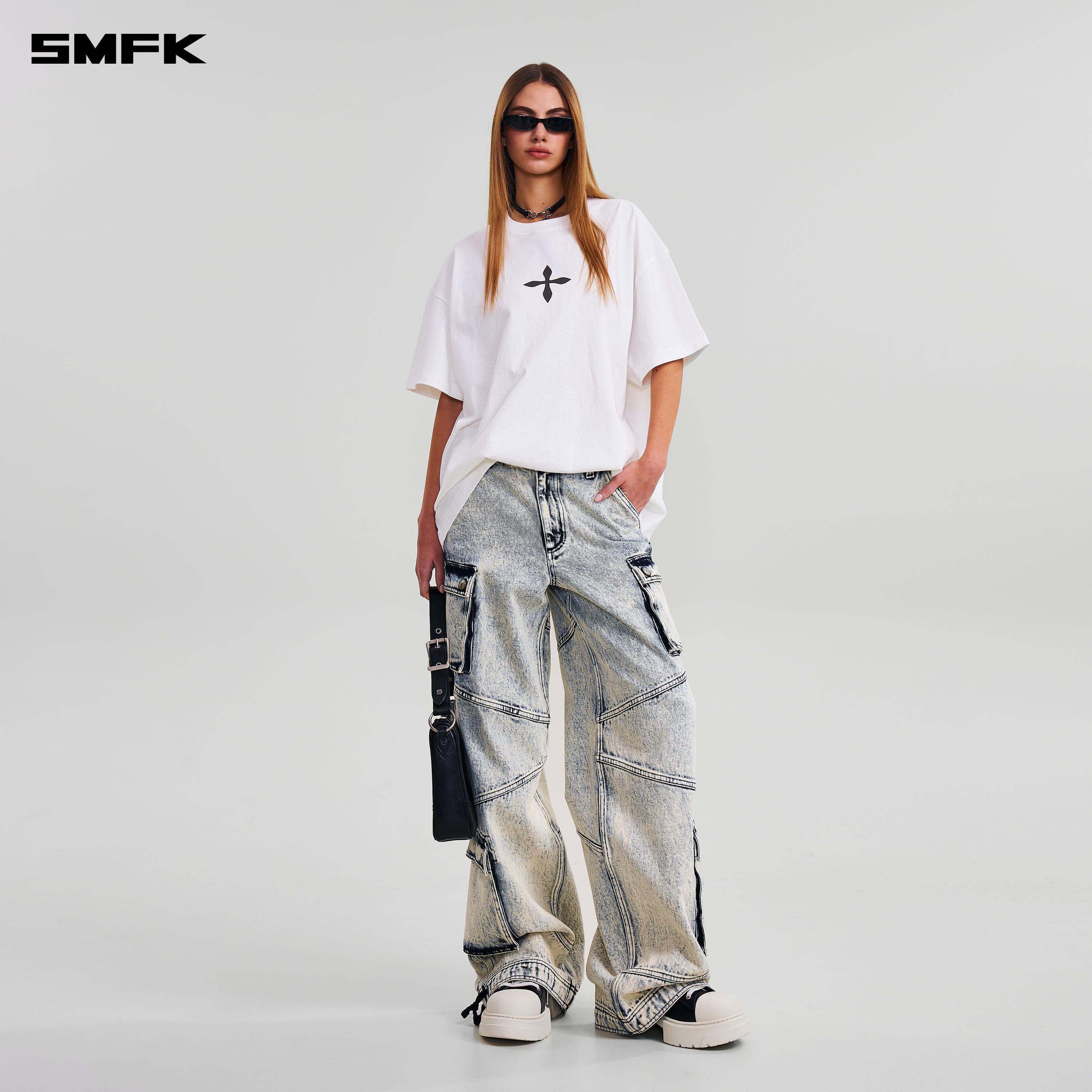 COMPASS MODE MASSIVE TEE-MAGNOLIA/COTTON CLOUD WHITE