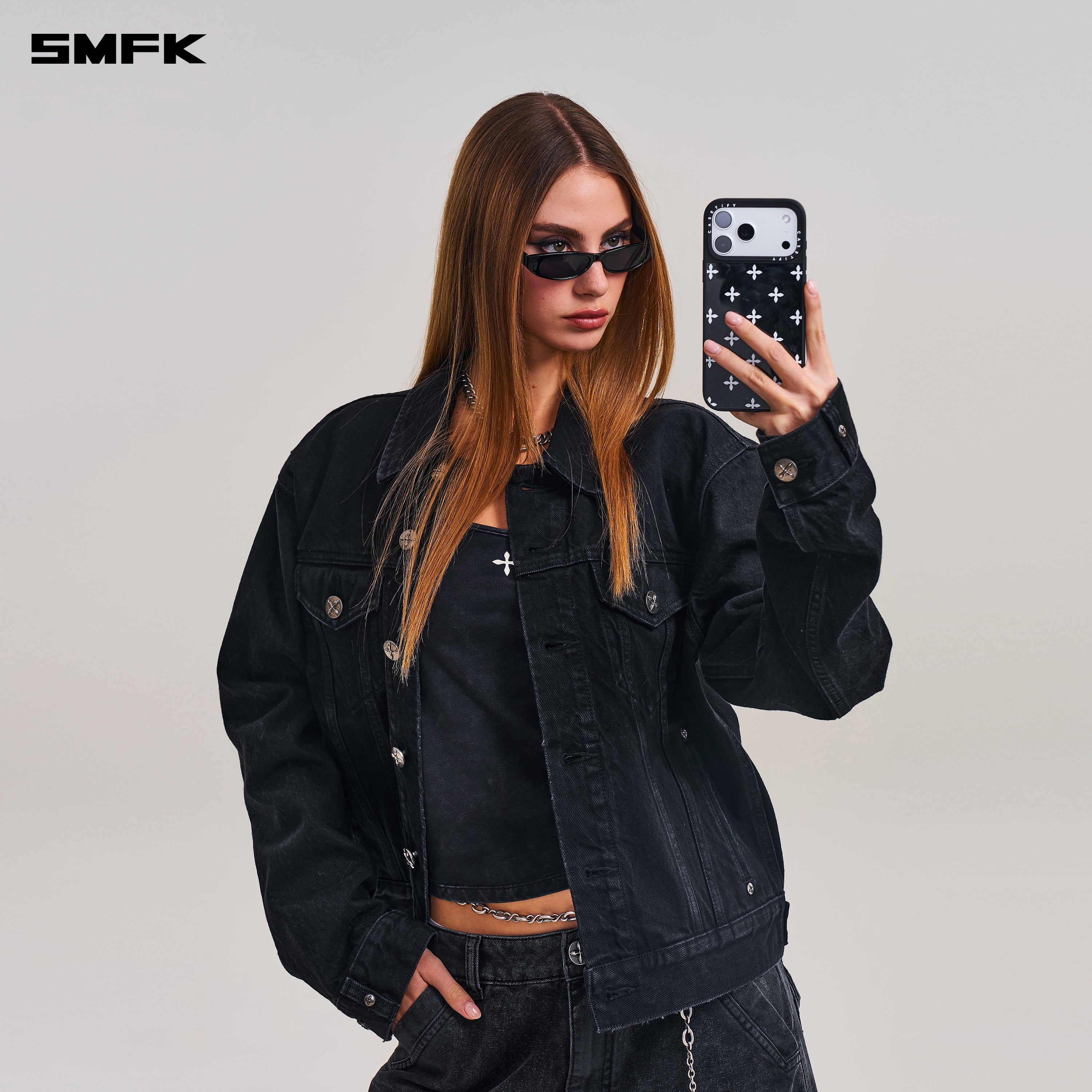 SMFK X CASETiFY COMPASS BLACK GARDEN 17 Pro PHONE CASE