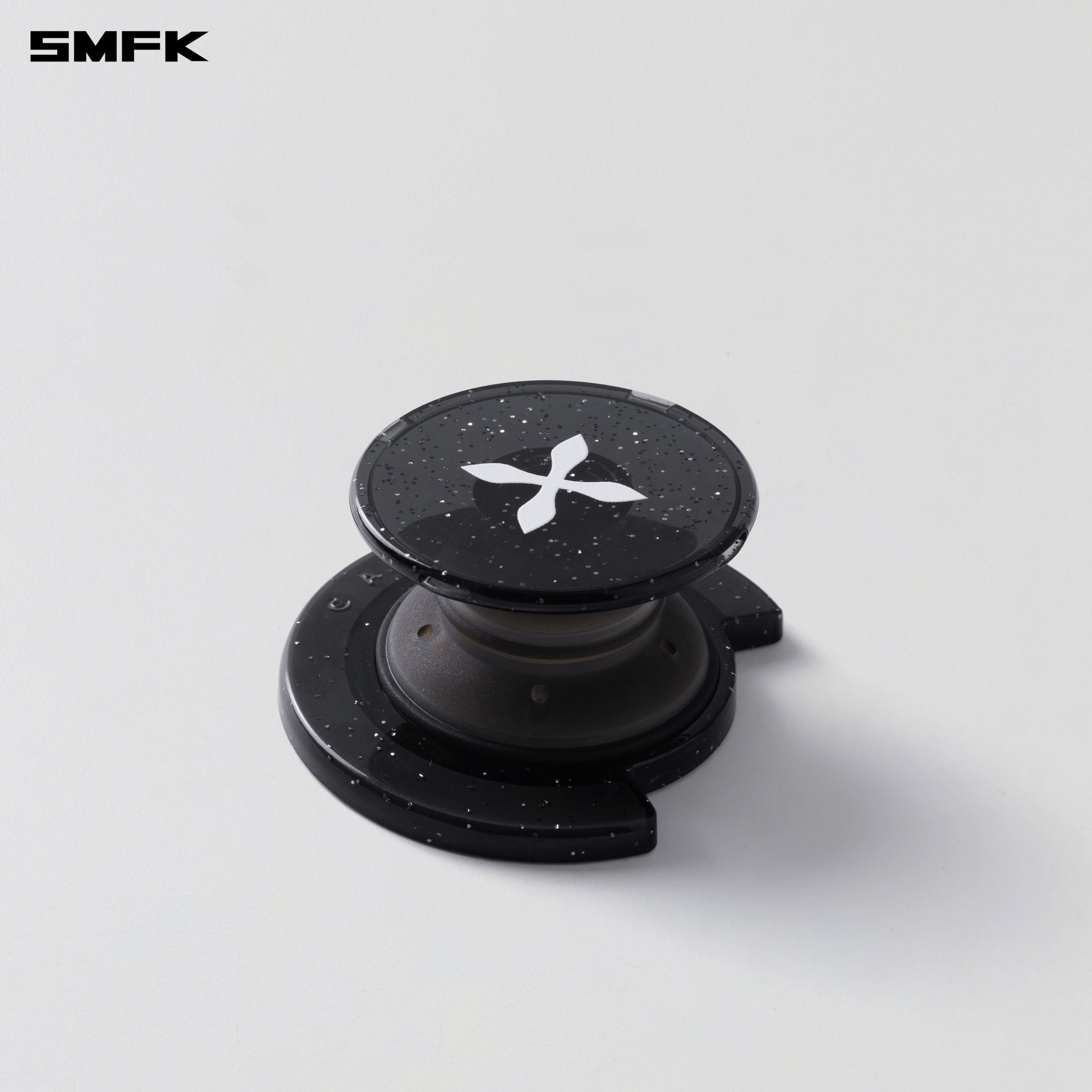 SMFK X CASETiFY COMPASS MAGNETIC SNAPPY GRIP HOLDER BLACK
