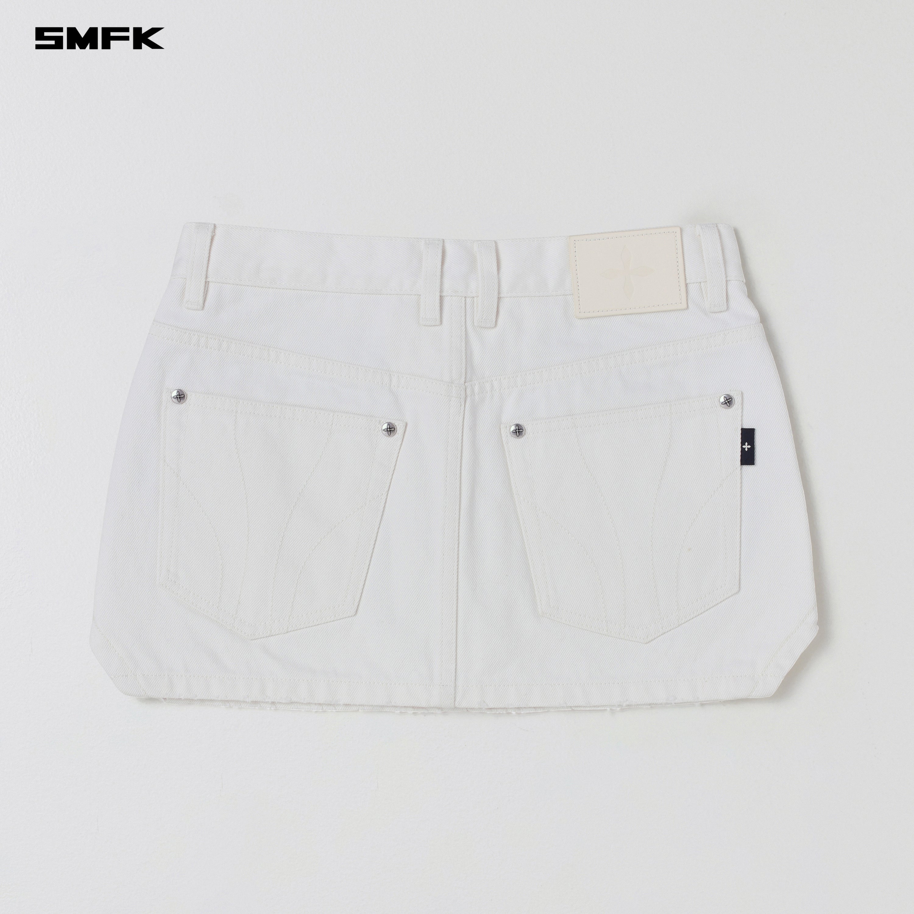 COMPASS MIRAGE MODE DENIM SHORT DRESS CLOUD WHITE
