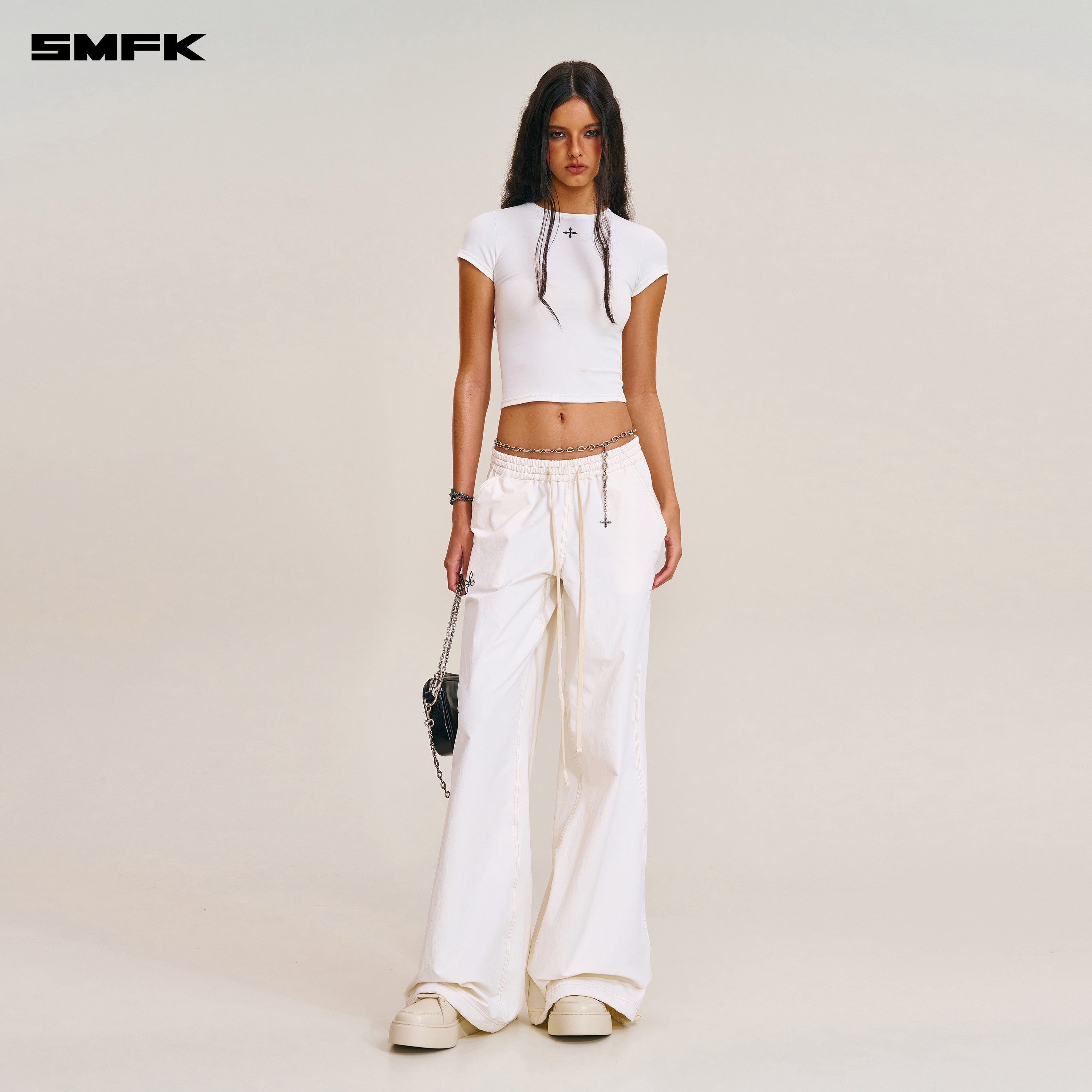 십자가 조각상 타워 아웃도어 스포츠 팬츠 앤틱 화이트