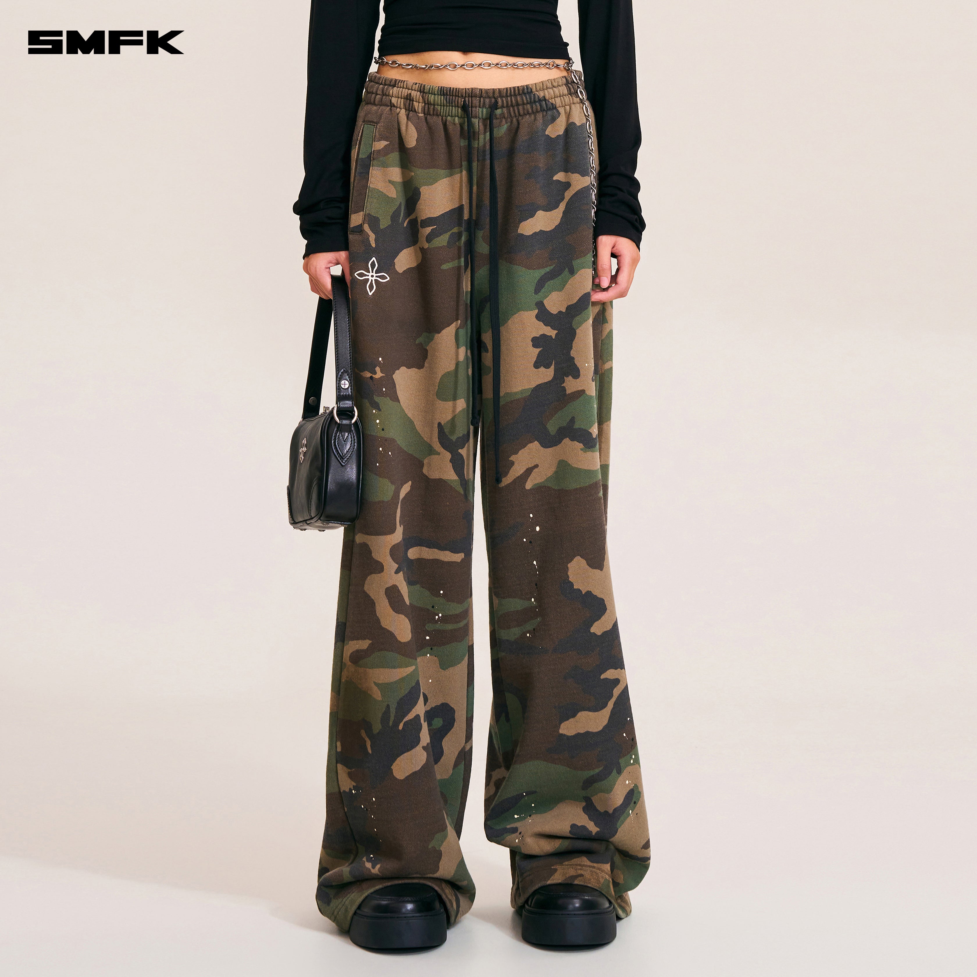 COMPASS MODE CAMO TOWER SPORTS PANTS ARMY GREEN CAMOUFLAG – SMFK