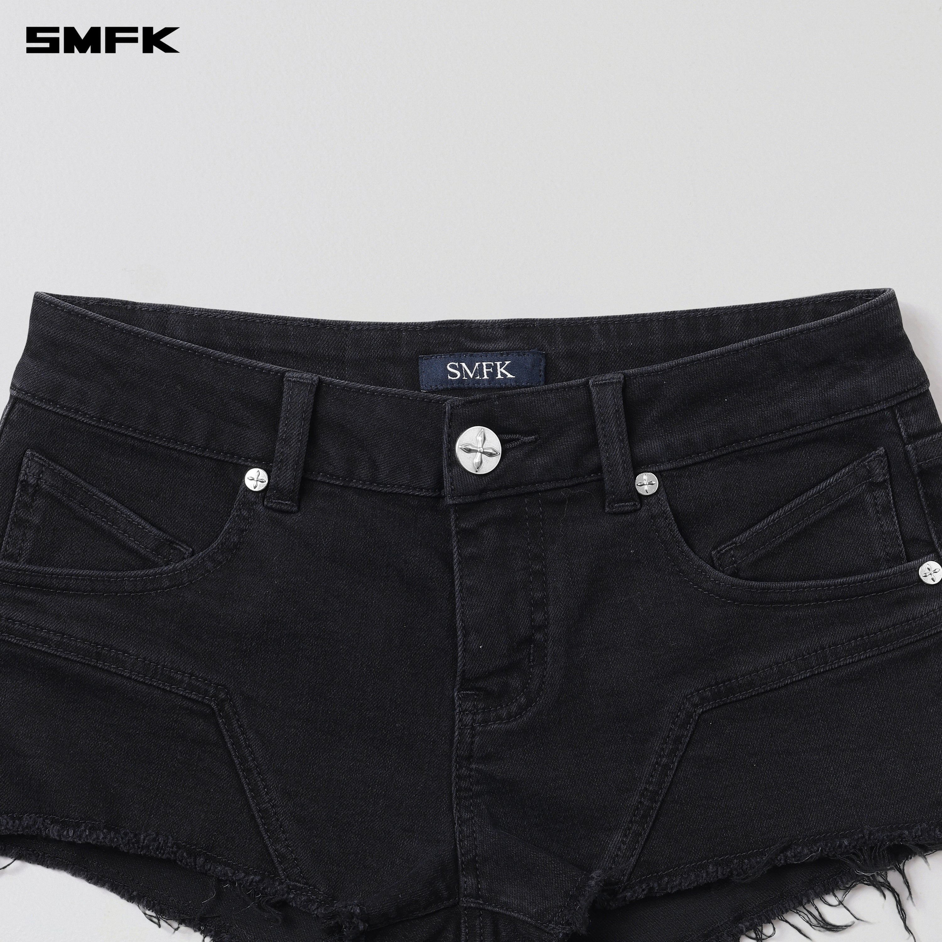 WILD MIRAGE LOW-WASIT DENIM SHORTS/E-COTTON WILD BLACK