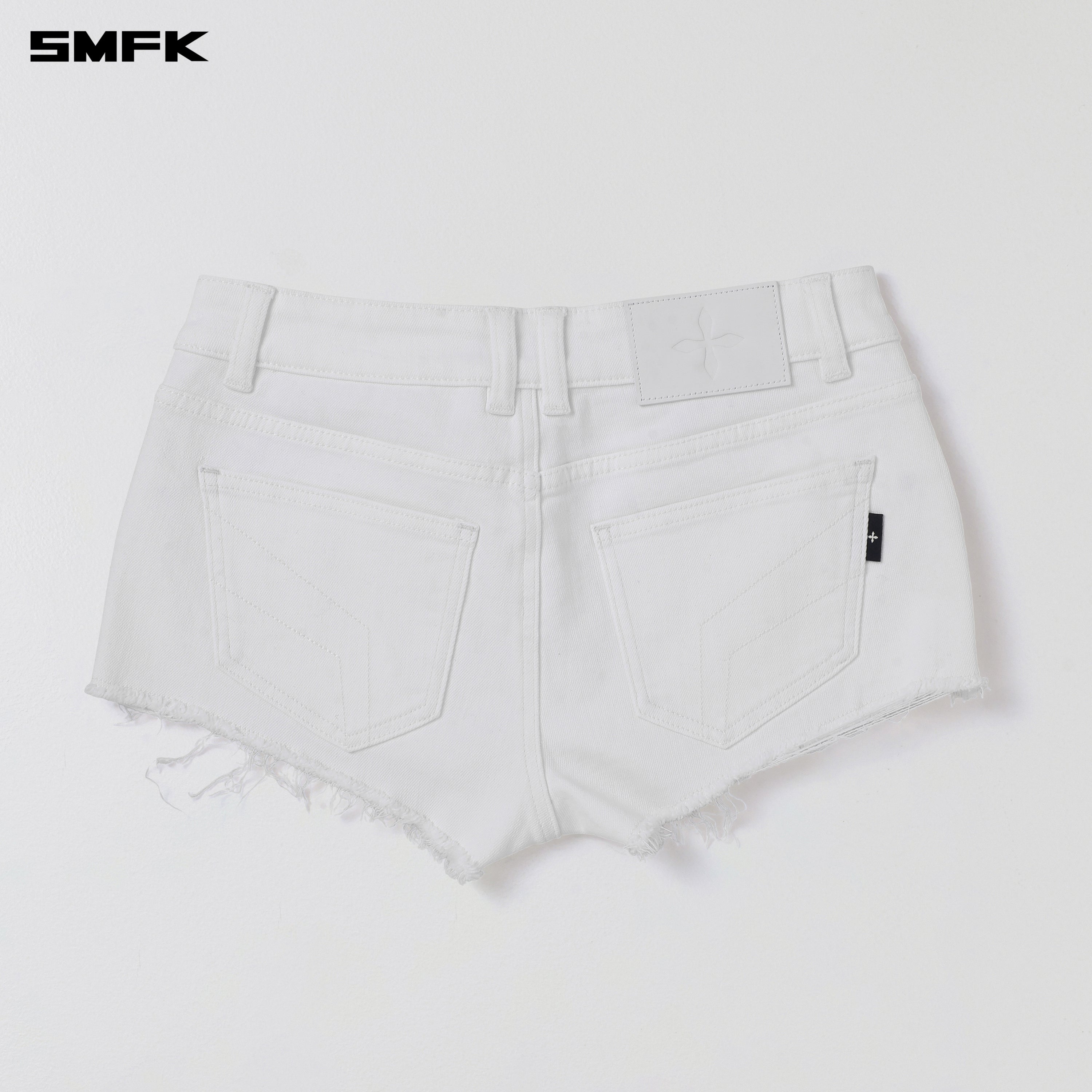 WILD MIRAGE LOW-WASIT DENIM SHORTS/E-COTTON CLOUD WHITE