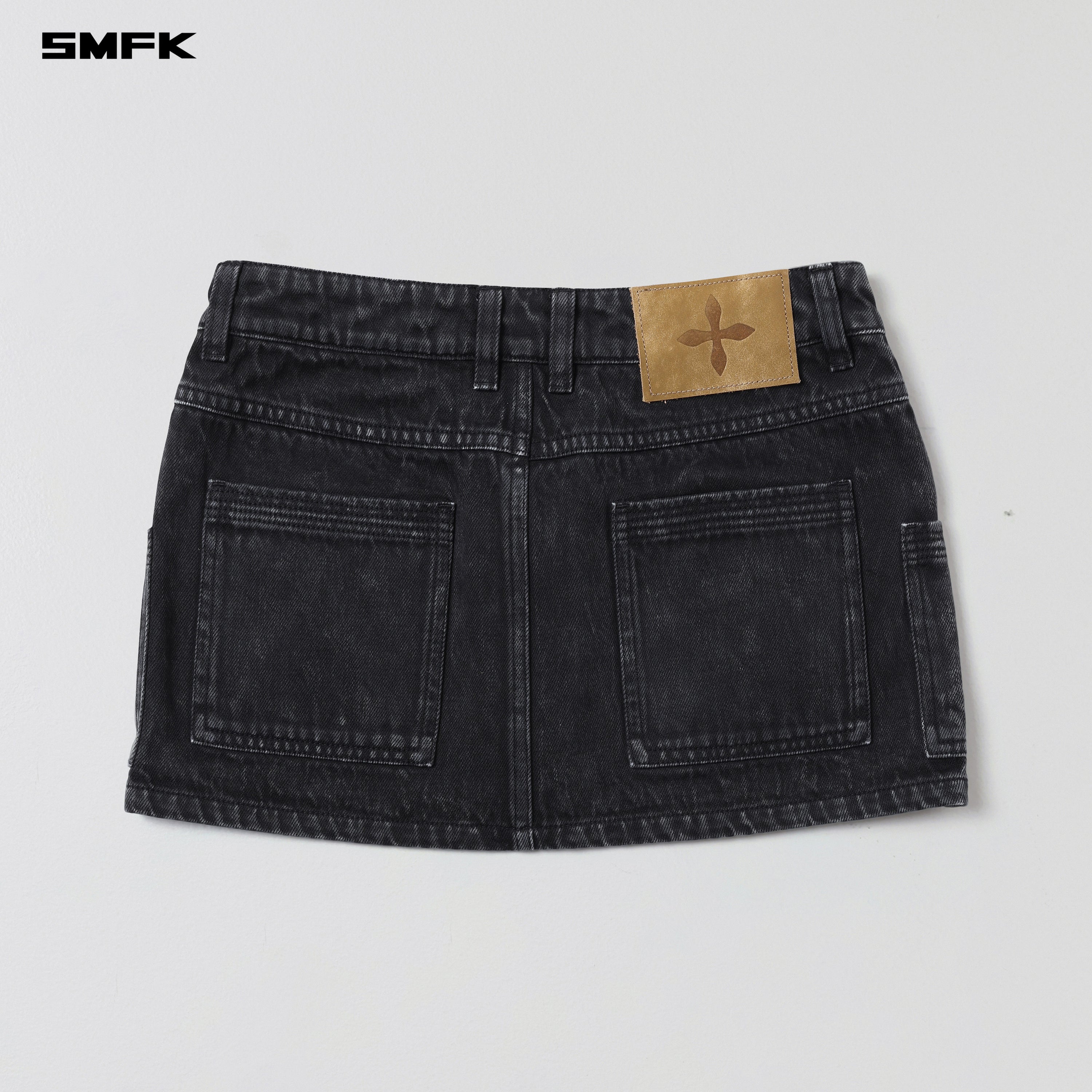 VINTAGE VANISH DENIM SHORT DRESS/GARMENT DYE VANISH BLACK