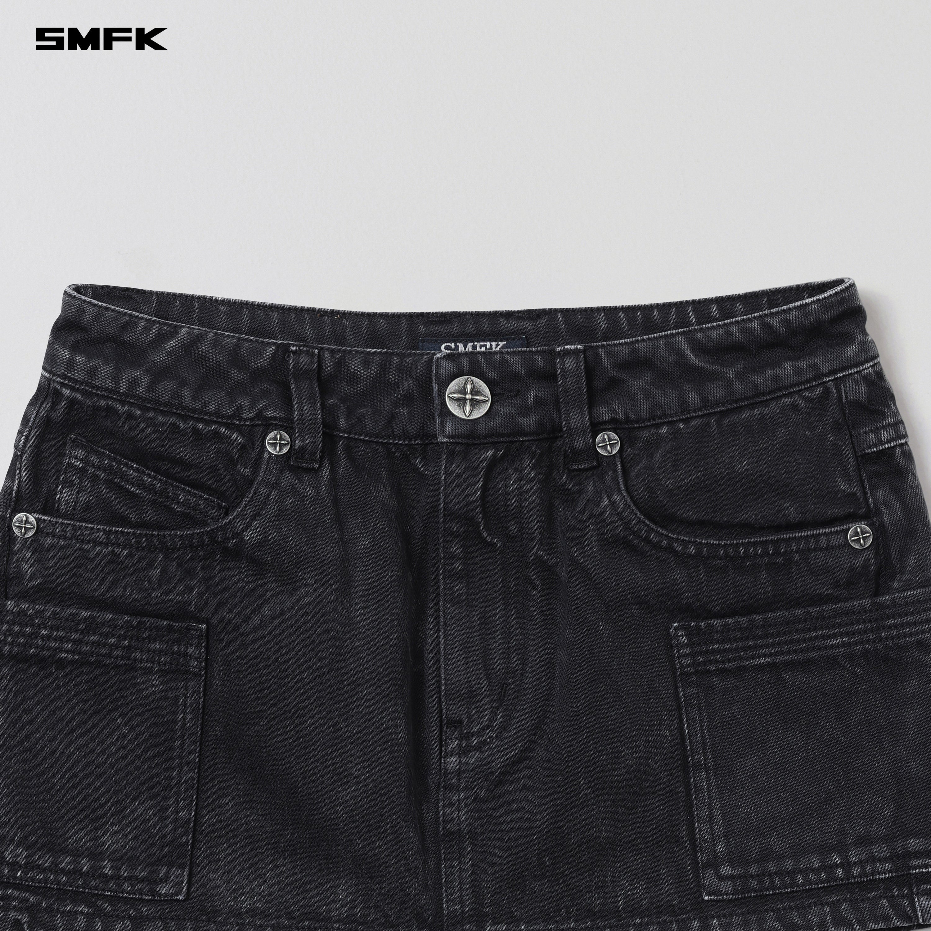 VINTAGE VANISH DENIM SHORT DRESS/GARMENT DYE VANISH BLACK