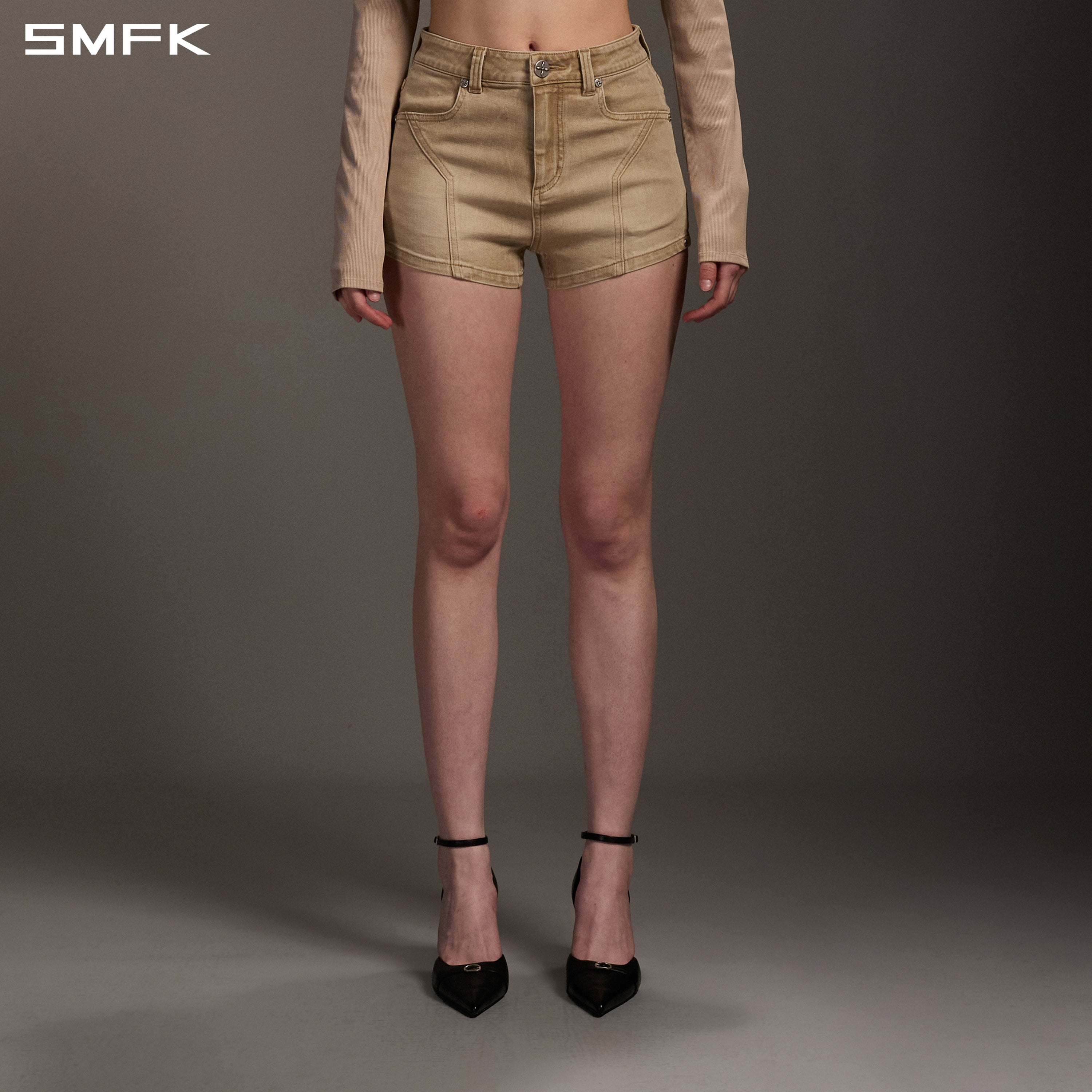 COMPASS DANCER DENIM FLAT SHORTS FRESH SKIN
