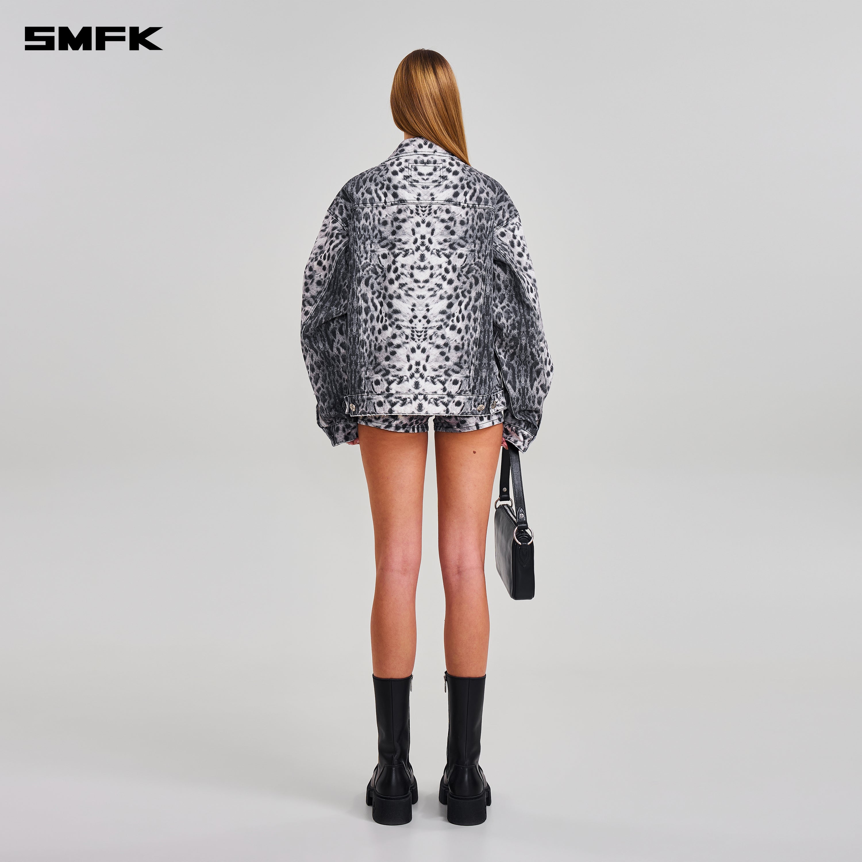 COMPASS DANCER DENIM FLAT SHORTS MIRAGE LEOPARD