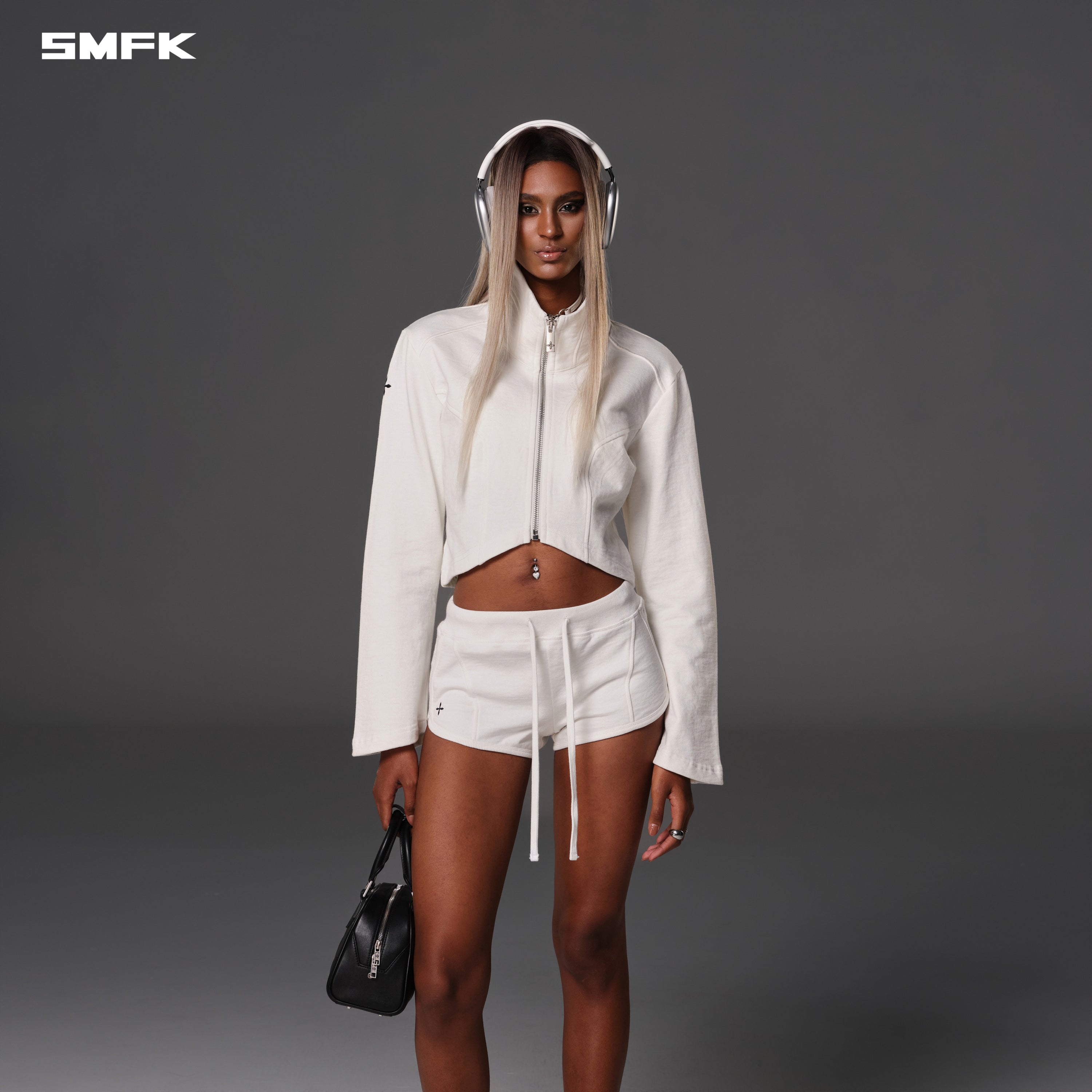 PERMANENT SLIM SUPER SHORTS/COTTON WOOL CLOUD WHITE