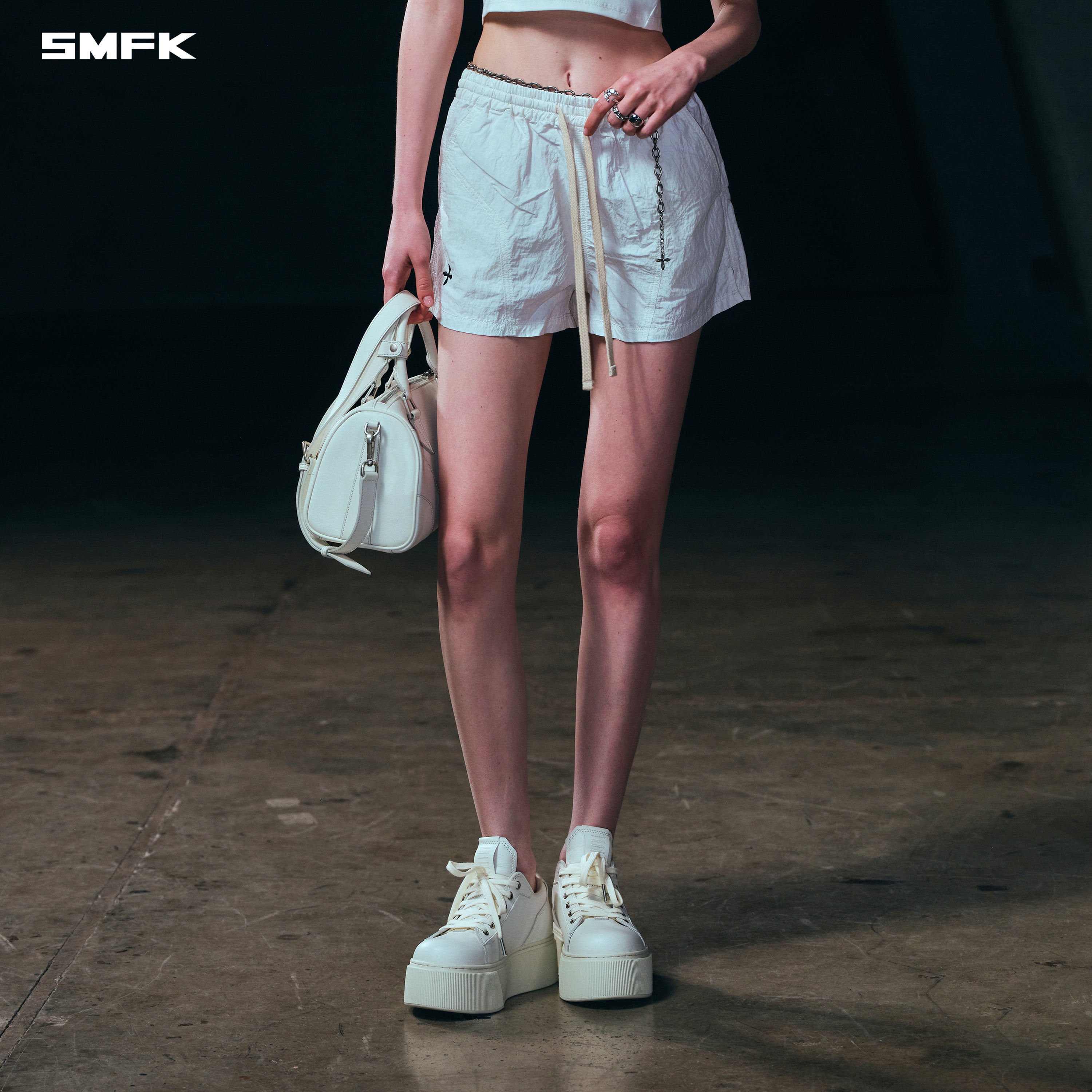 MIRAGE SPORTS SHORTS/NYLON WP CLOUD WHITE