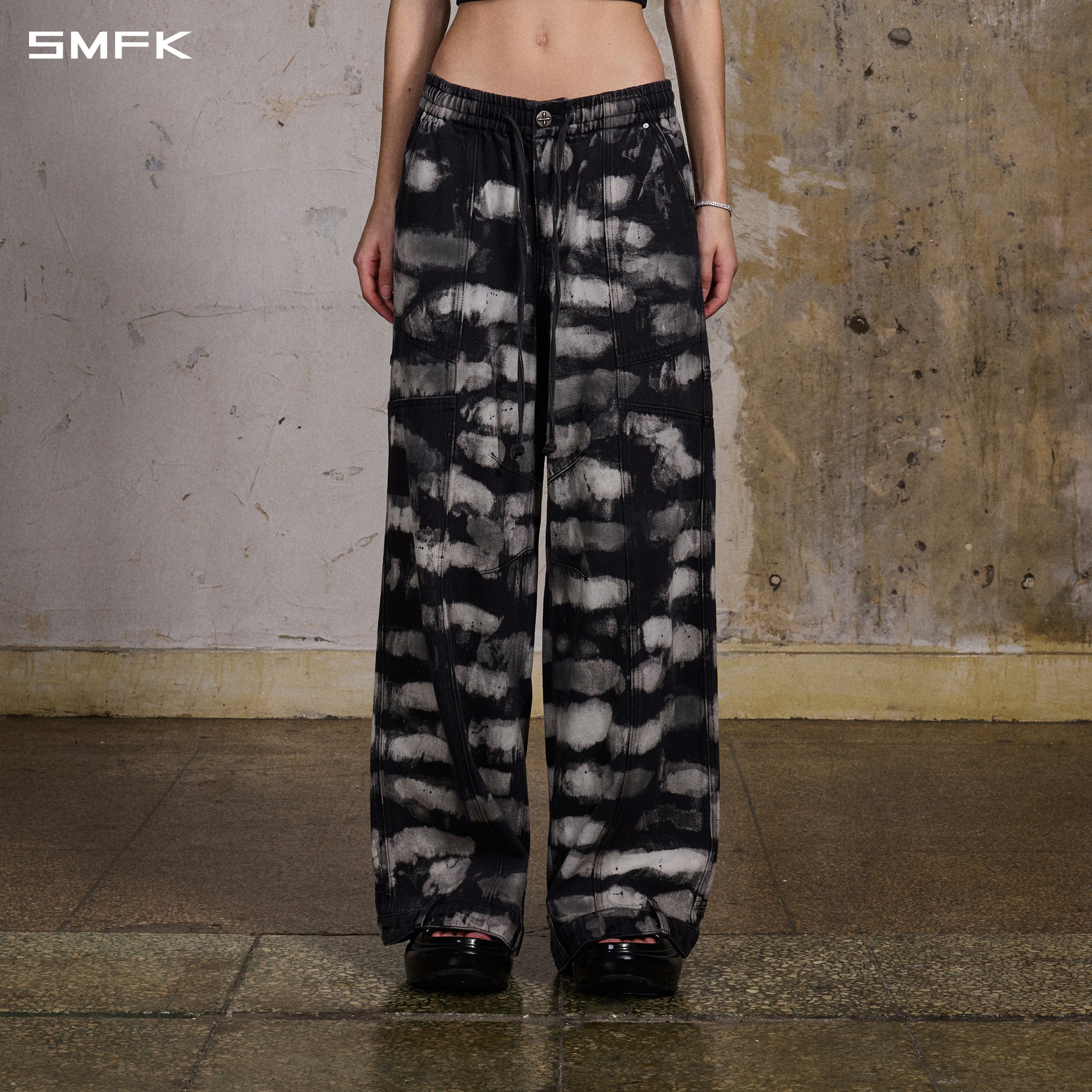 WILD  UPSIDE DOWN DENIM SPORTS PANTS/DENIM ANTIQUE TREATMENT+PAINTING/W INK CAMO