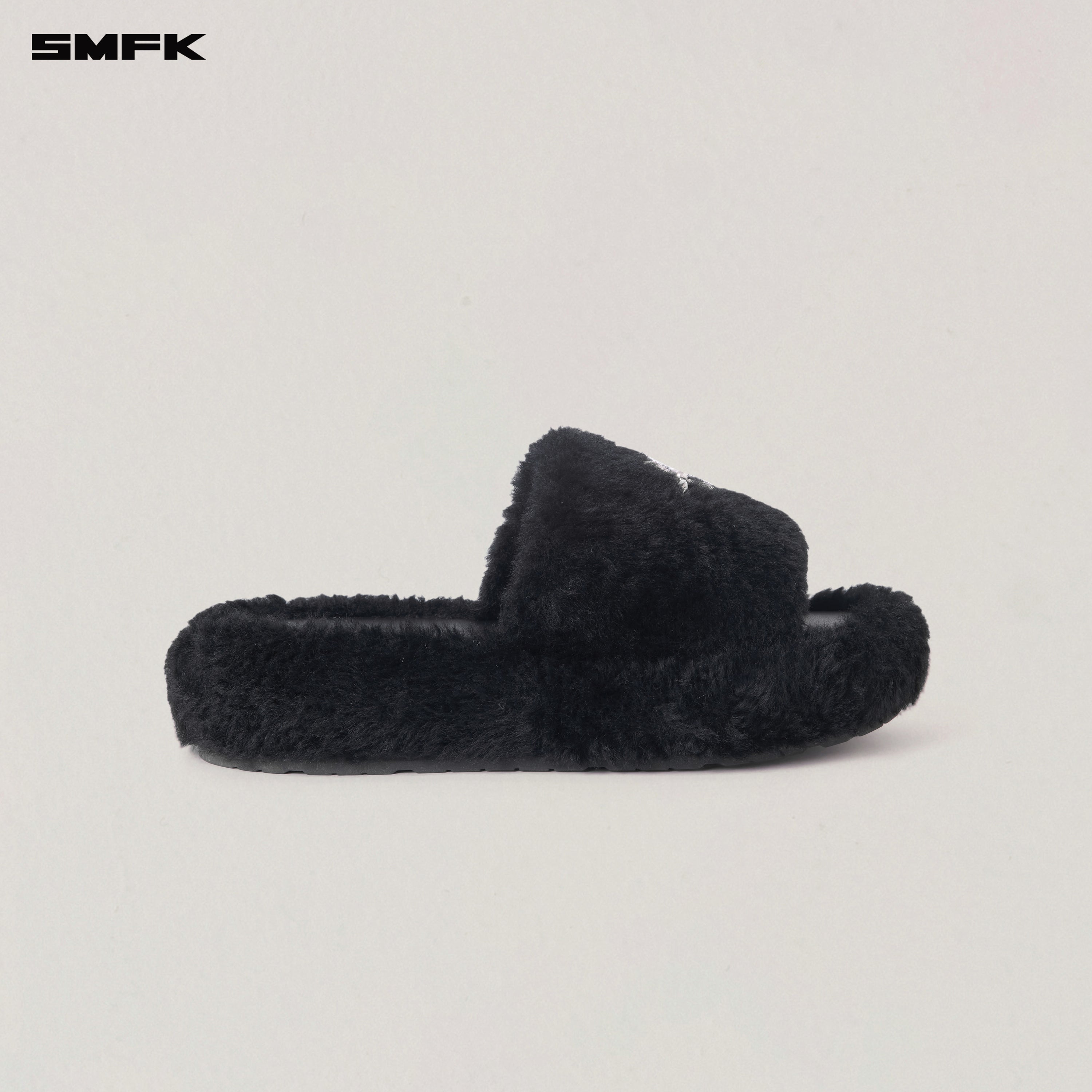COMPASS MODE UNITY SHEARLING SLIPPER WILD BLACK