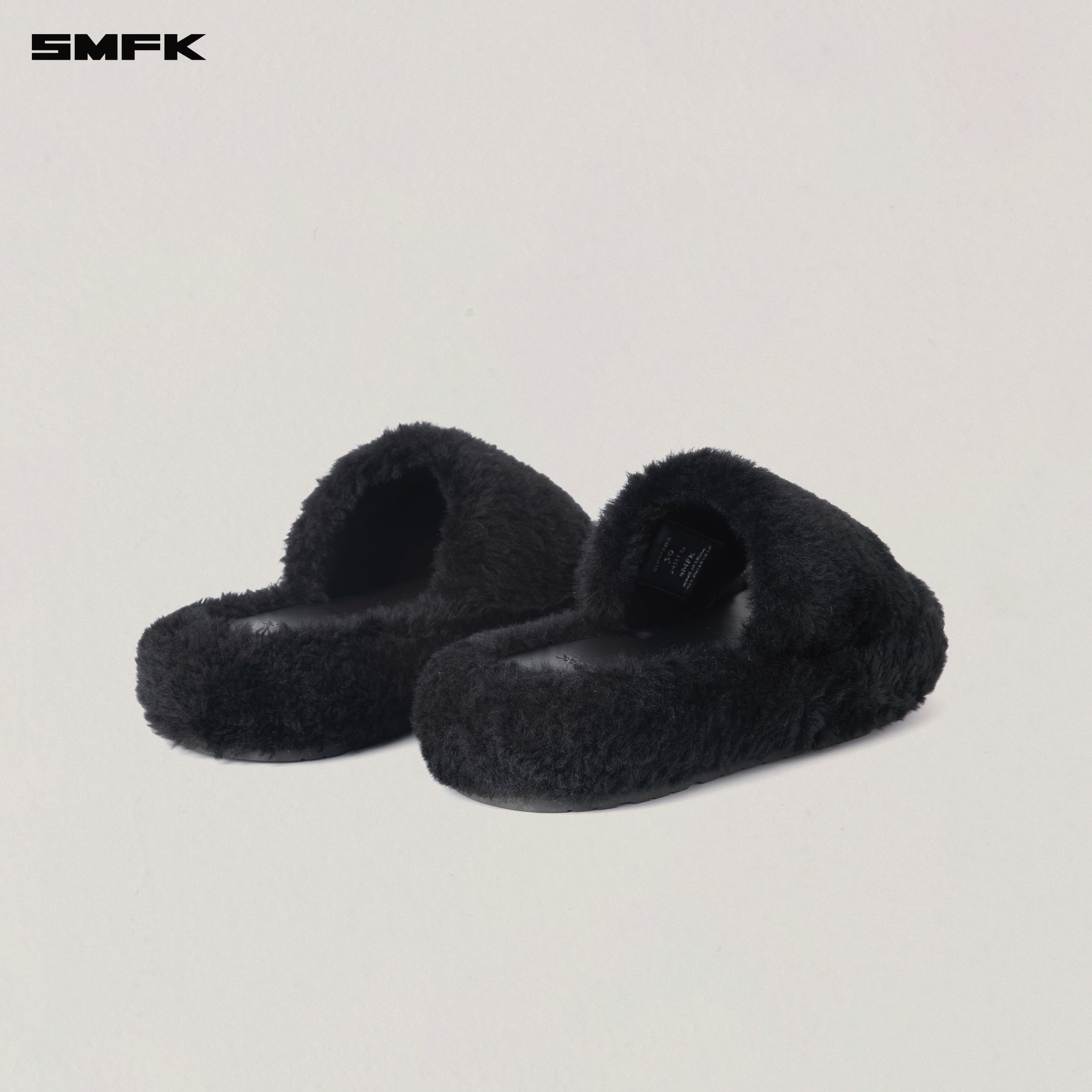 COMPASS MODE UNITY SHEARLING SLIPPER WILD BLACK