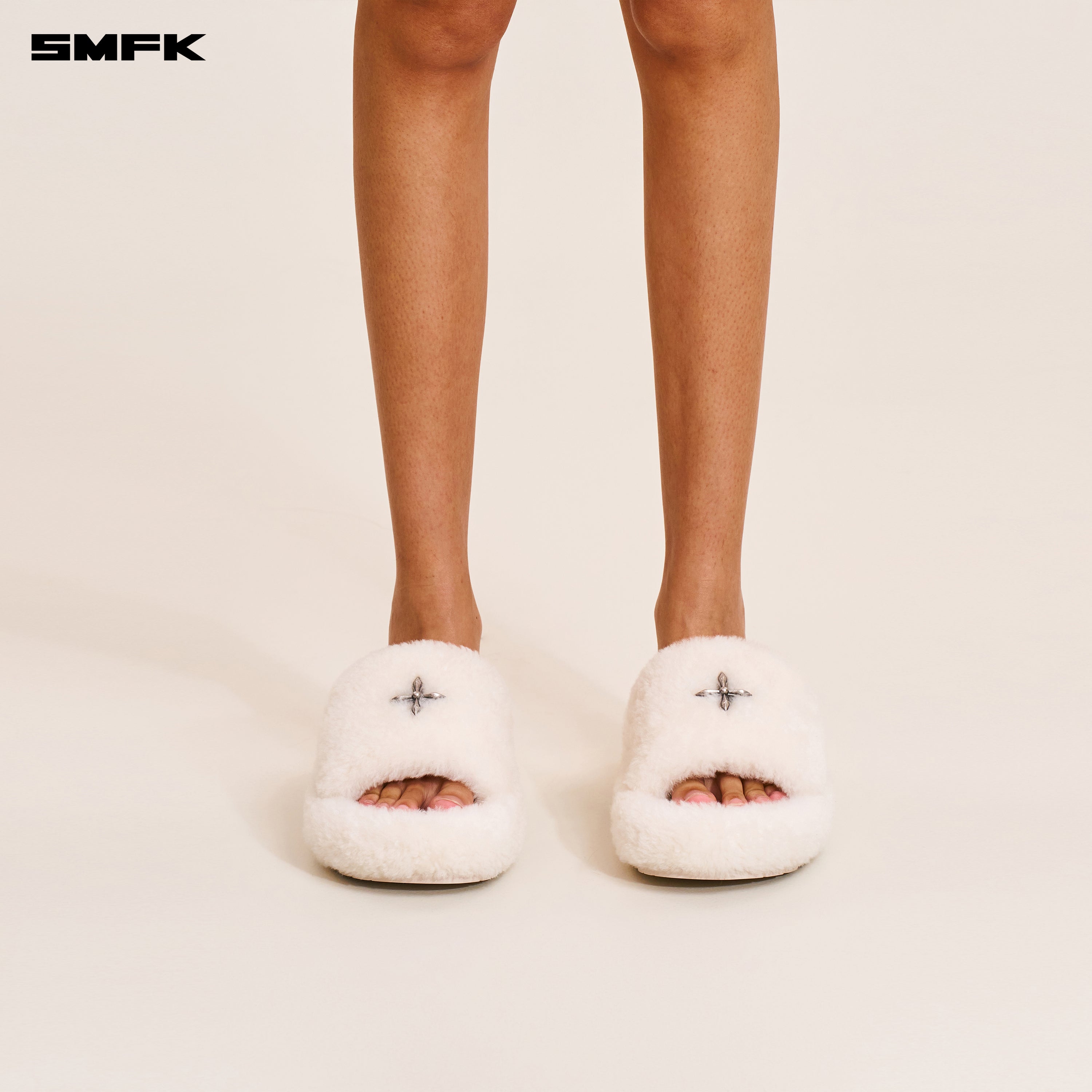 COMPASS MODE UNITY SHEARLING SLIPPER SNOW MOUNTAIN WHITE