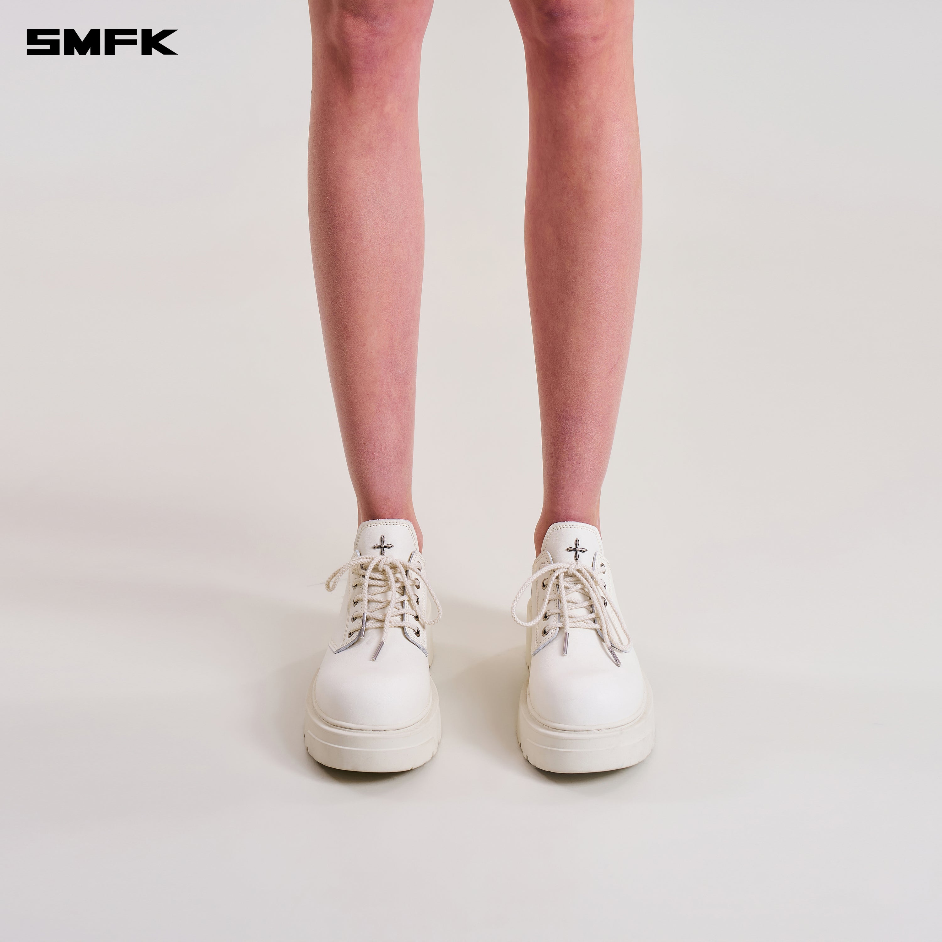 COMPASS MODE DERBY/LEATHER CLOUD WHITE