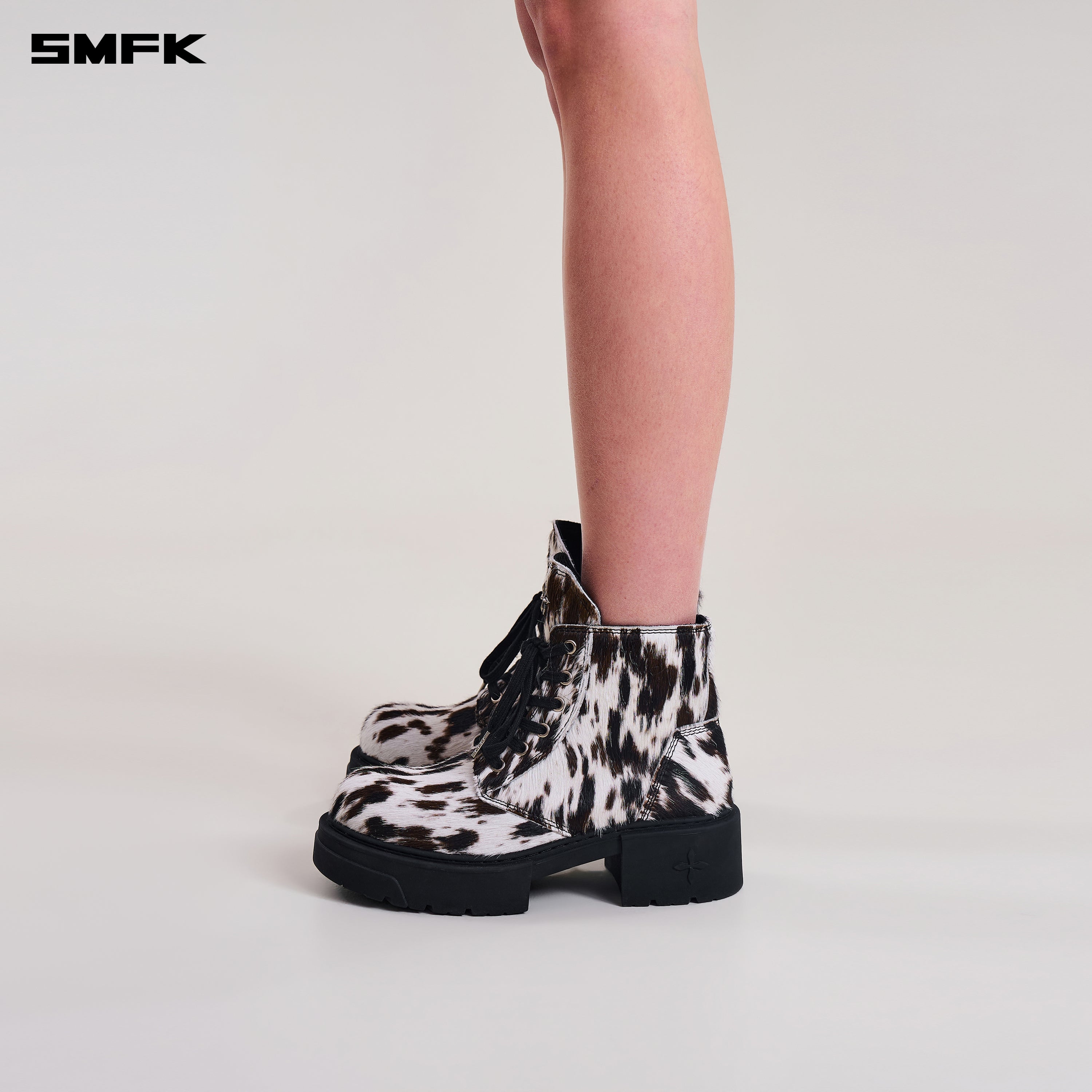 COMPASS MODE RIDER BOOTS/FUR BLACK WHITE INK