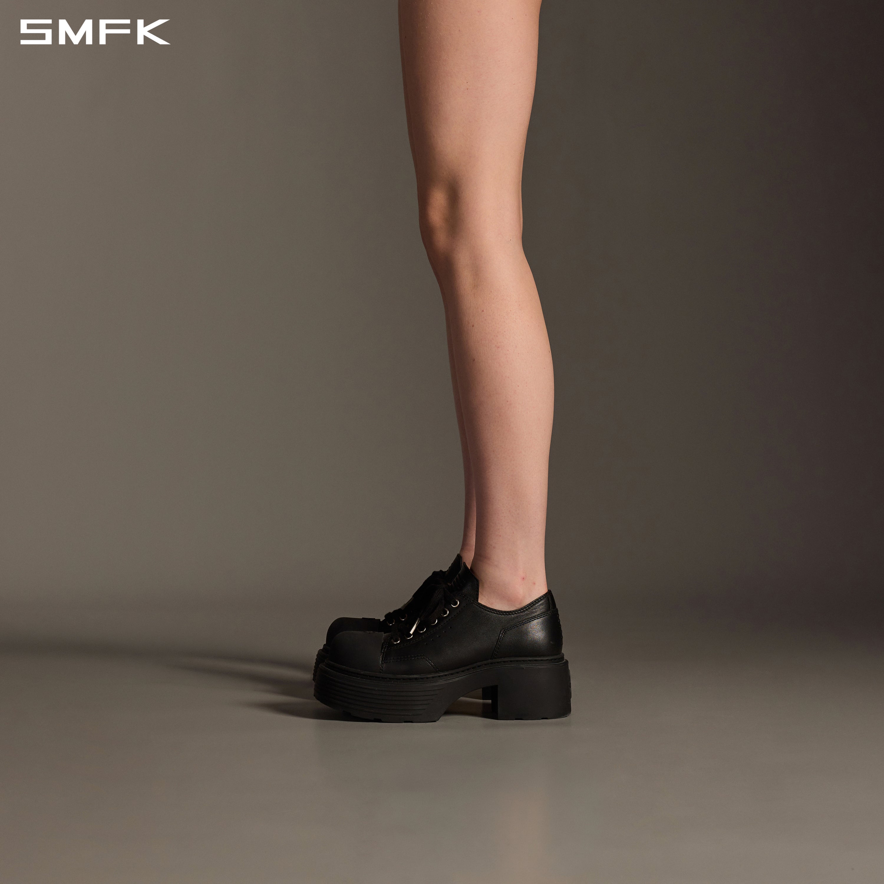 CORE LEATHER SNEAKER/THICK WILD BLACK