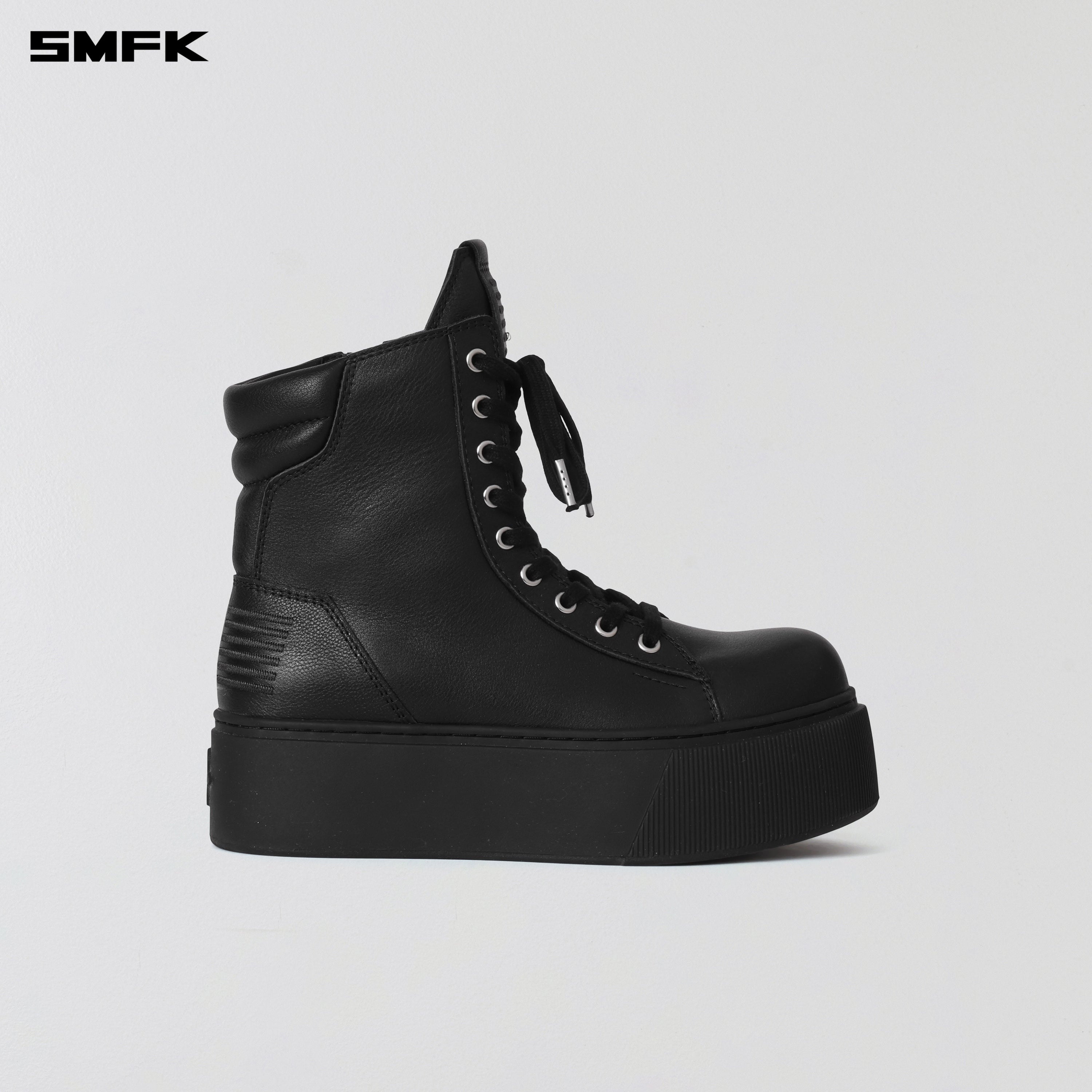 RUSH BOXING MID BOOTS WILD BLACK