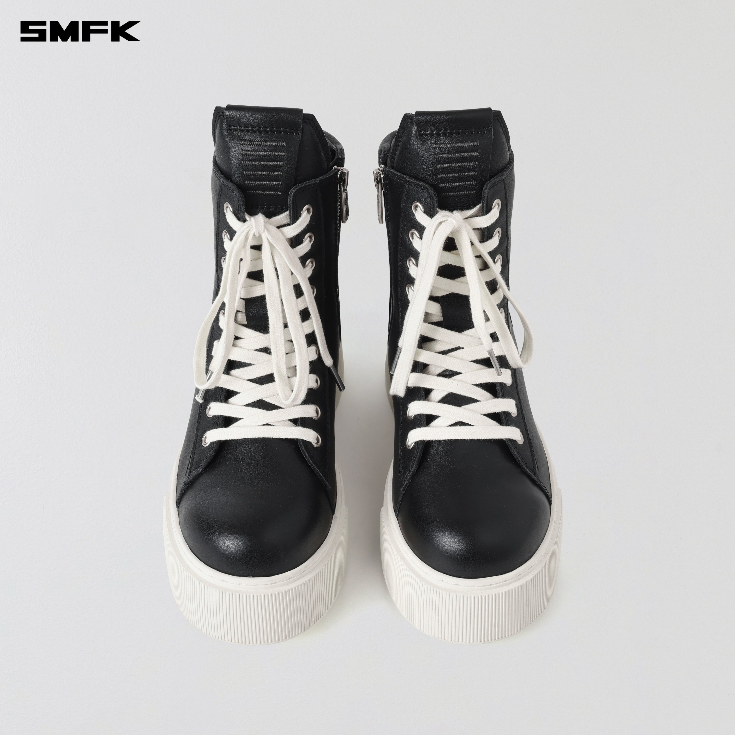 RUSH BOXING MID BOOTS BLACK WHITE