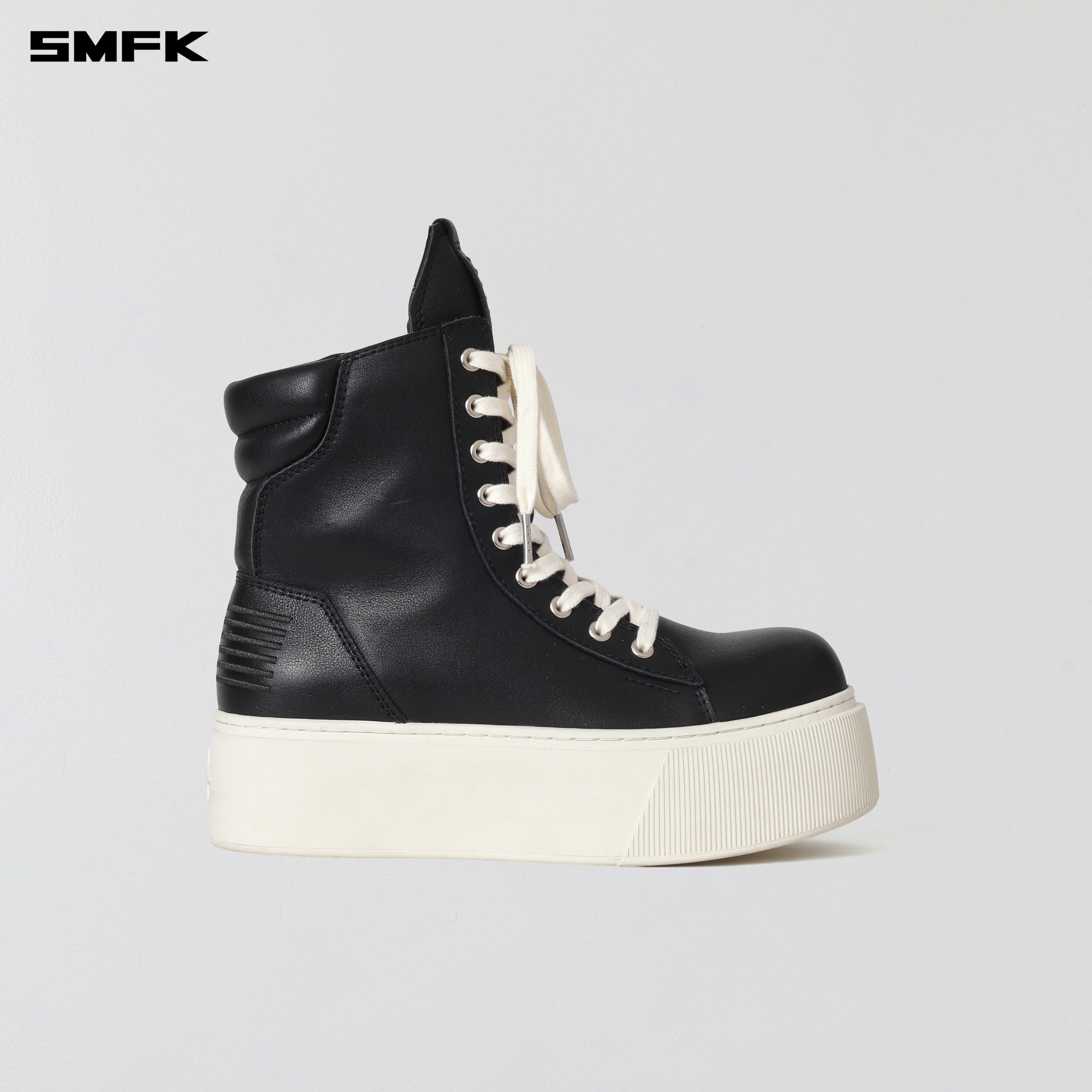 RUSH BOXING MID BOOTS BLACK WHITE